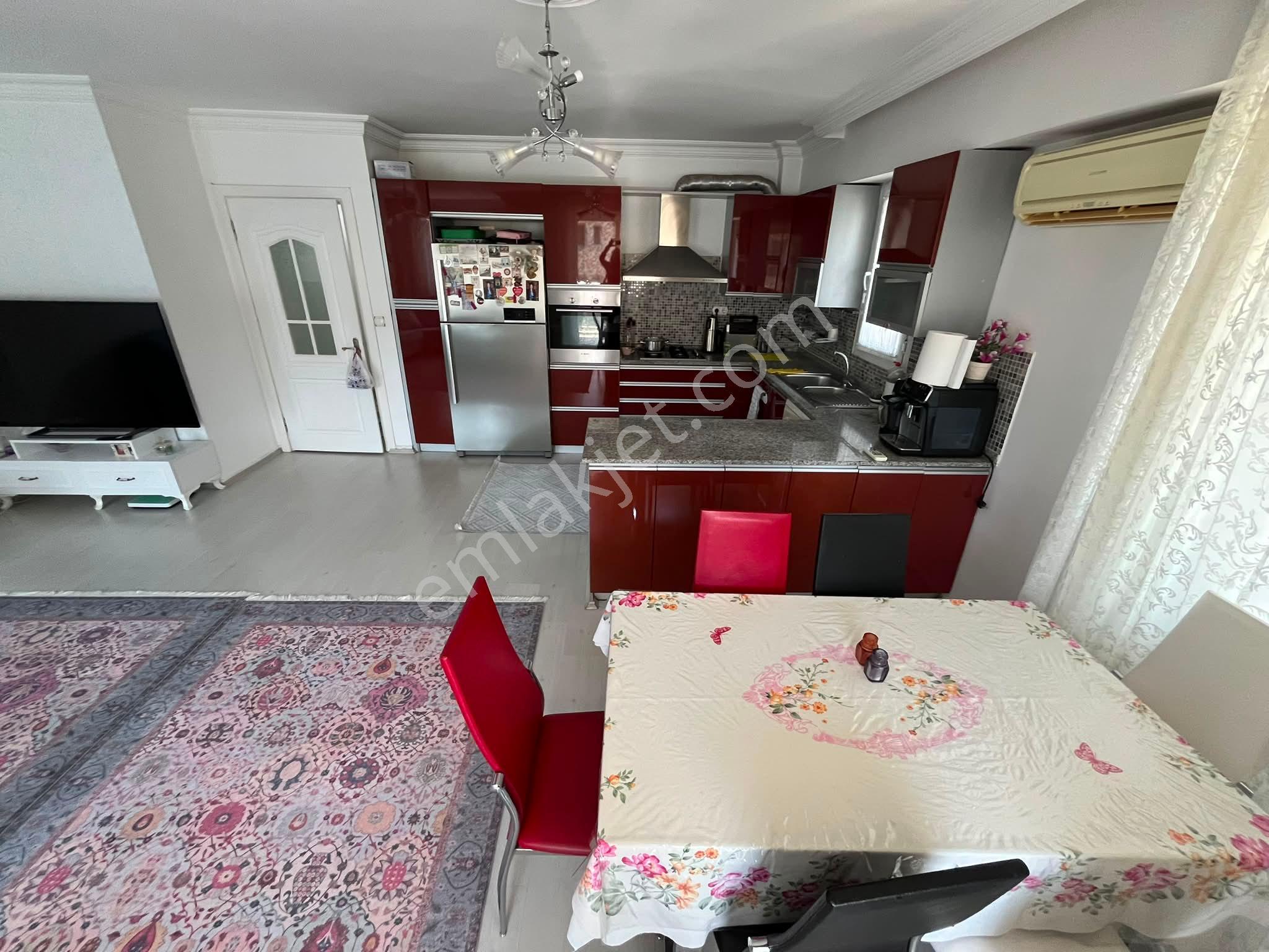 Goldhouse Dan Satılık Daire 5+1 Taşyaka Da 250m2 Fırsat - Görsel 4