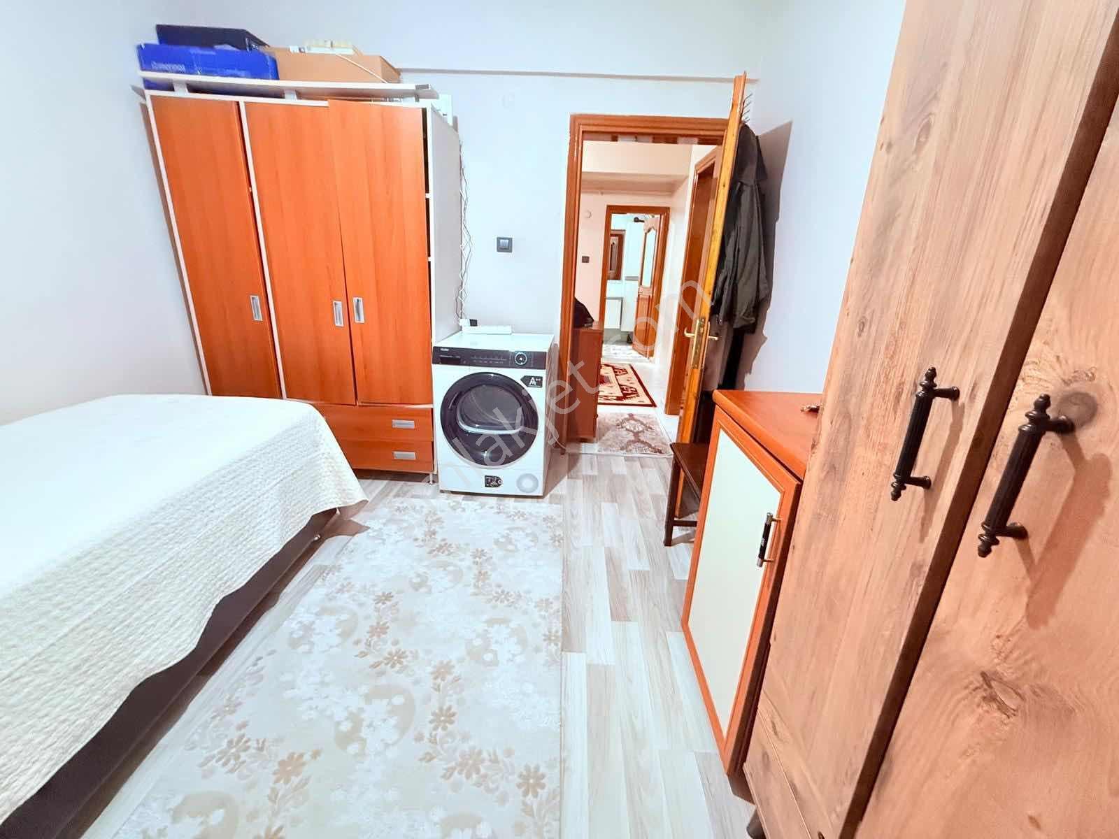 Arzu Emlaktan Yunusemre Mah Satılık Düz Giriş 2+1 Daire - Görsel 25