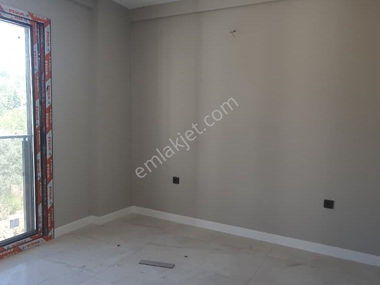 Kuşadası Kirazlı Yolu Üzeri, 2+1 Sıfır Daire Ebeveyn Banyolu - Görsel 16