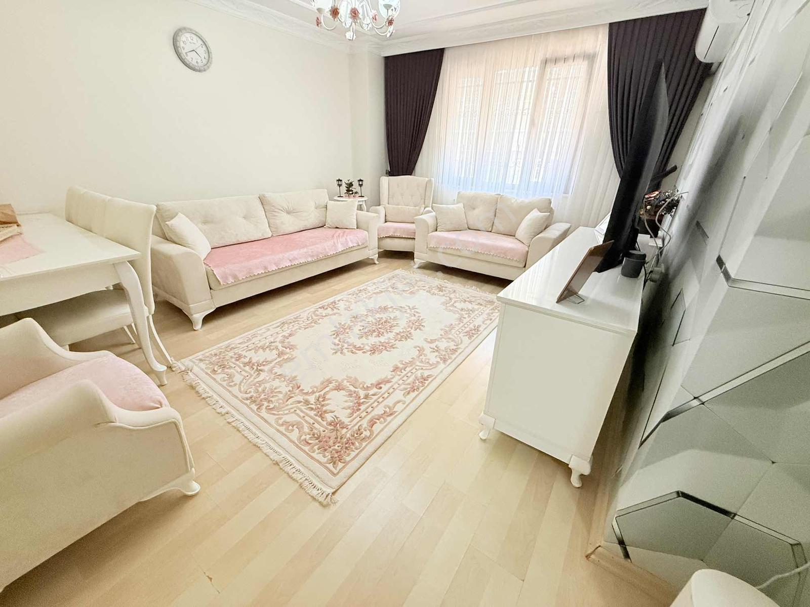 Arzu Emlak'tan Yunus Emre Mah 130 M2 3+1 Yüksek Giriş Daire