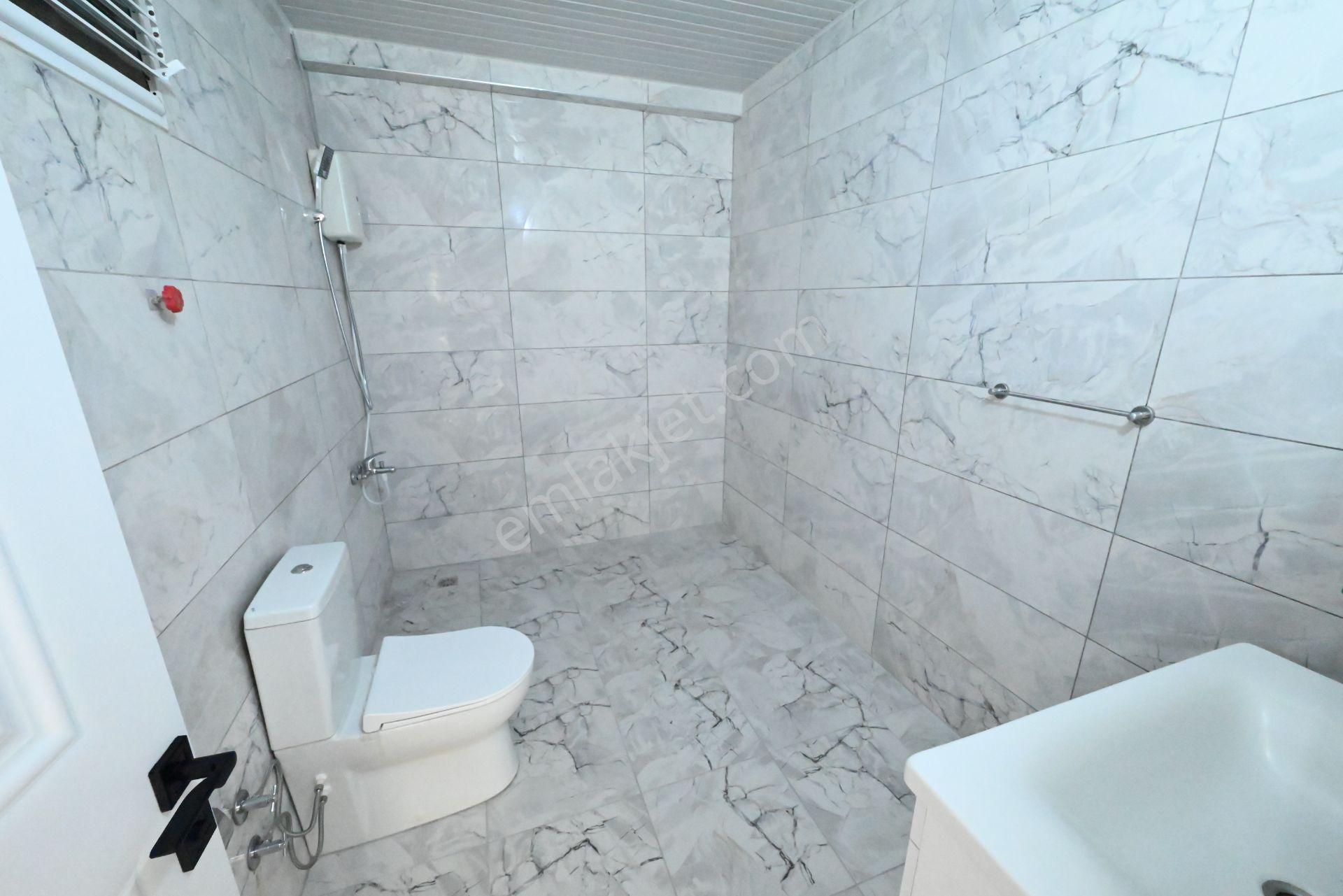 Üstünkent'ten Çiftlikköy Merkezde İçi Yenilenmiş Geniş 2+1 Daire - Görsel 41