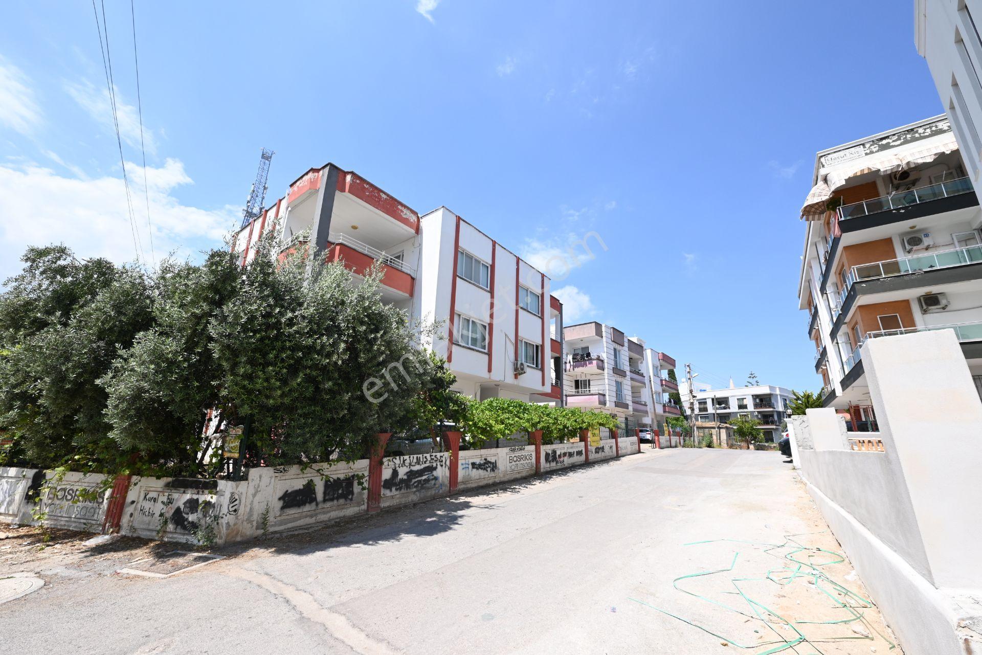Üstünkent'ten Çiftlikköy Merkezde İçi Yenilenmiş Geniş 2+1 Daire - Görsel 2