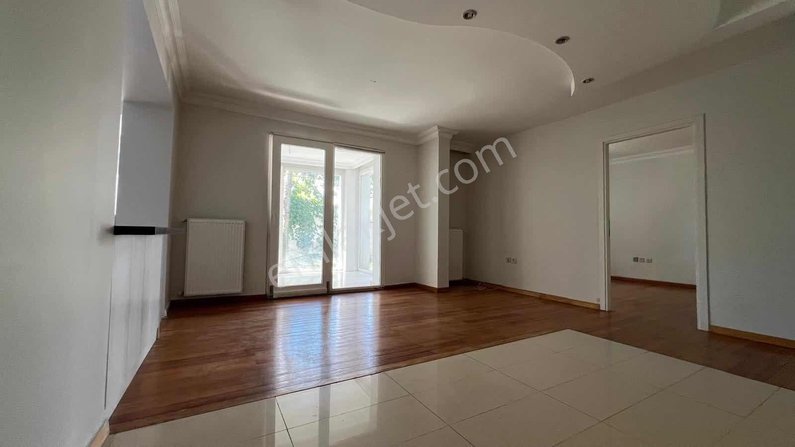 Üsküdar Çengelköy Ata 2 Sitesinde 2+1 Bahçeli Villa Katı - Görsel 5
