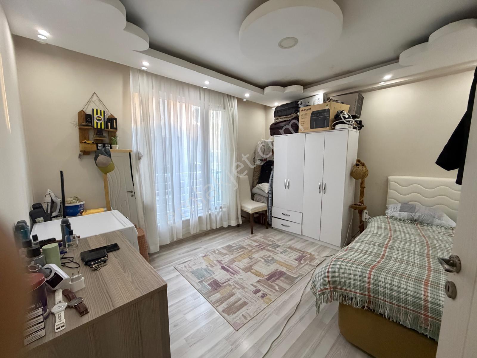 Şeref Emlak Rami 1+1 Kullanışlı Ferah Daire 3,500,000 Tl - Görsel 2