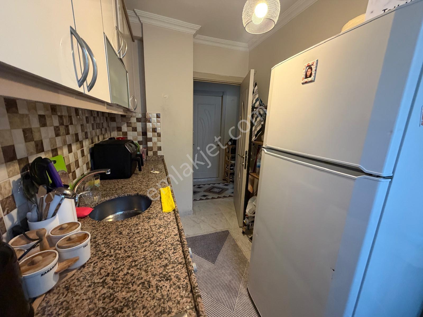 Şeref Emlak Rami 1+1 Kullanışlı Ferah Daire 3,500,000 Tl - Görsel 6