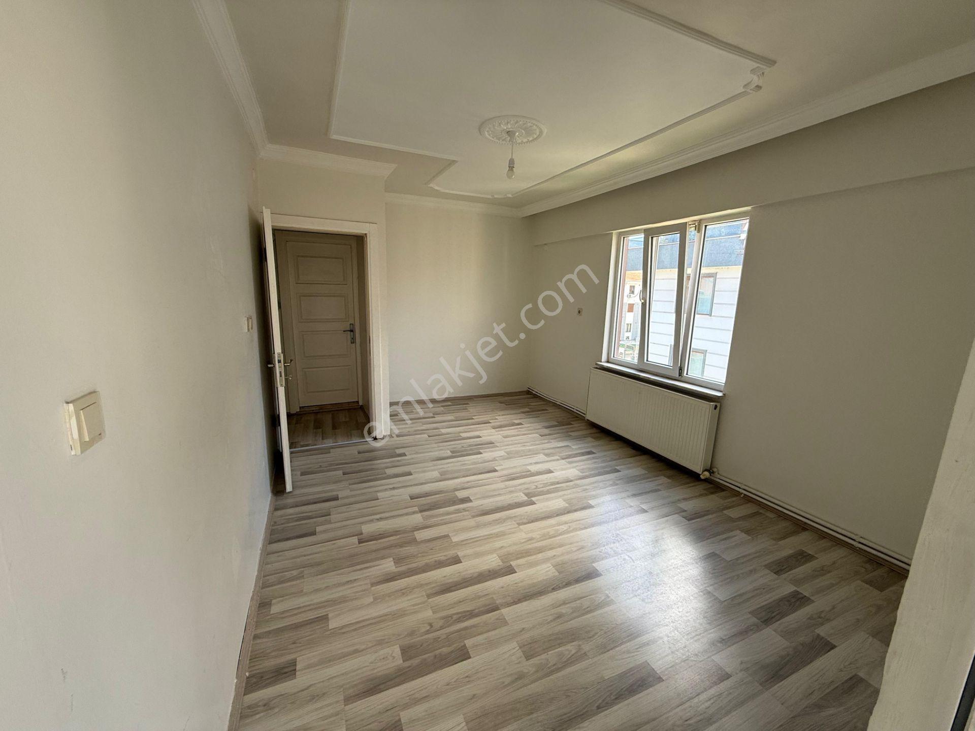 Re/max İnci'den Toygar Mah. Damla Sitesinde Geniş Kiralık 2+1 Daire - Görsel 13