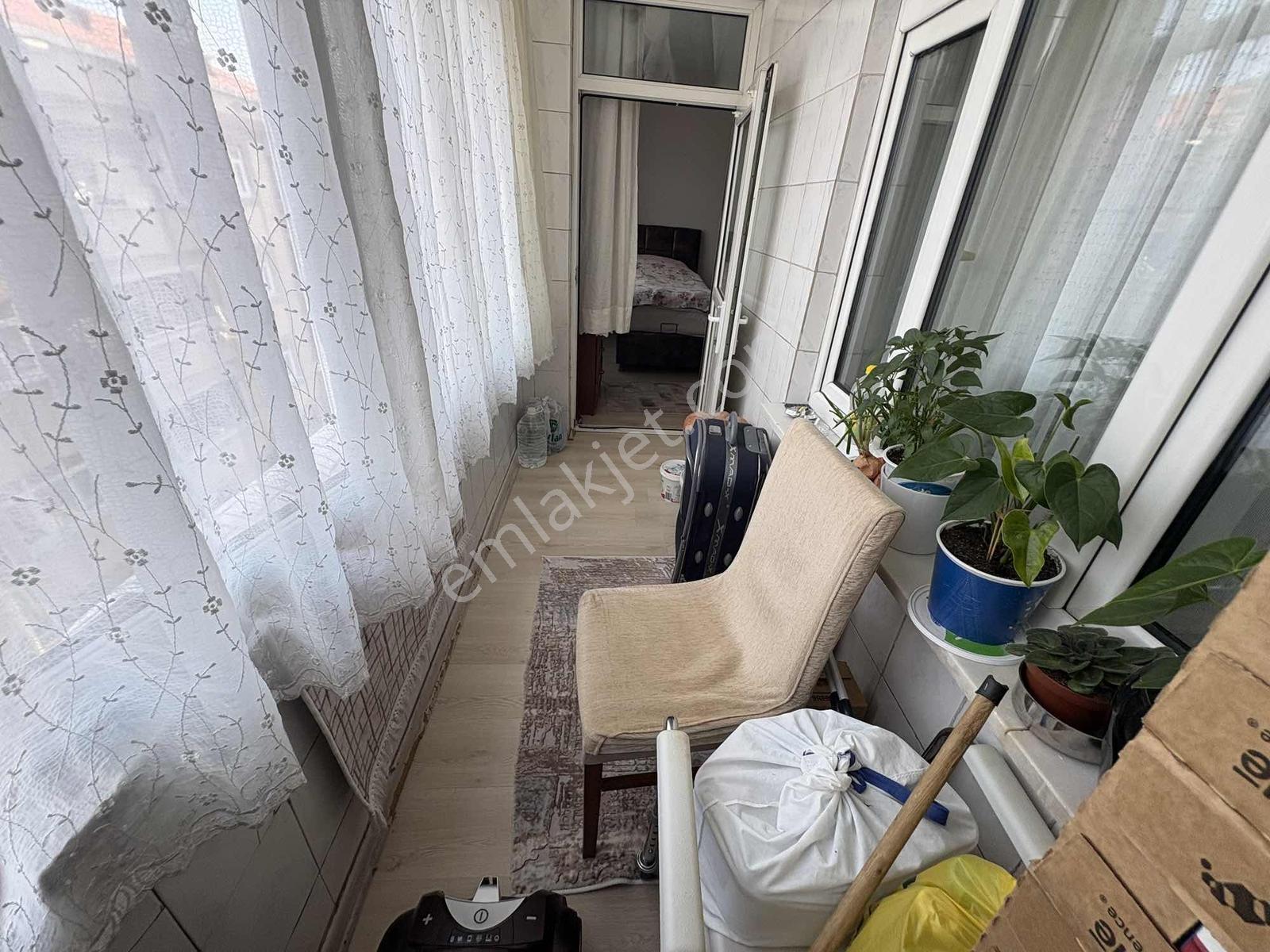 Arzu Emlak'tan Satılık Kat Mülkiyetli 102 M2 2+1 Balkonlu Daire - Görsel 13