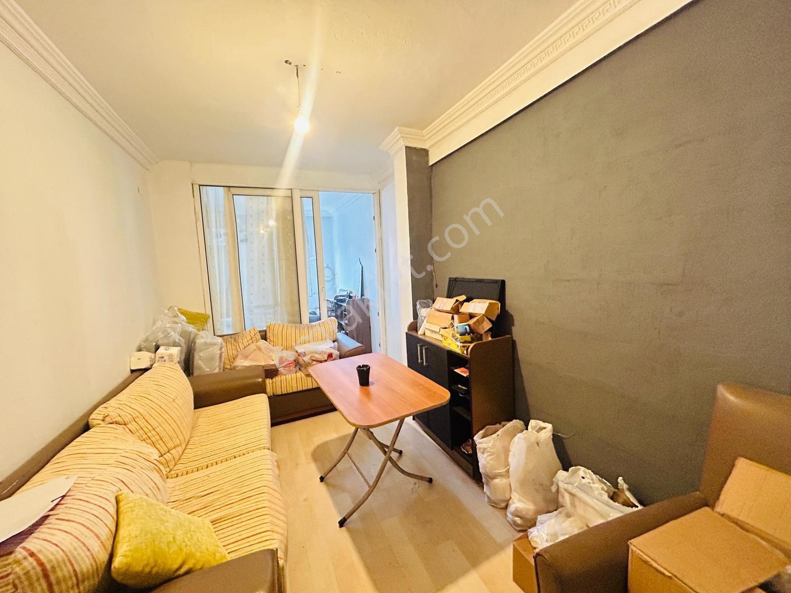 Marmaris Merkezde 1+1 Asmakatlı Boş Kiralık Dükkan - Görsel 2