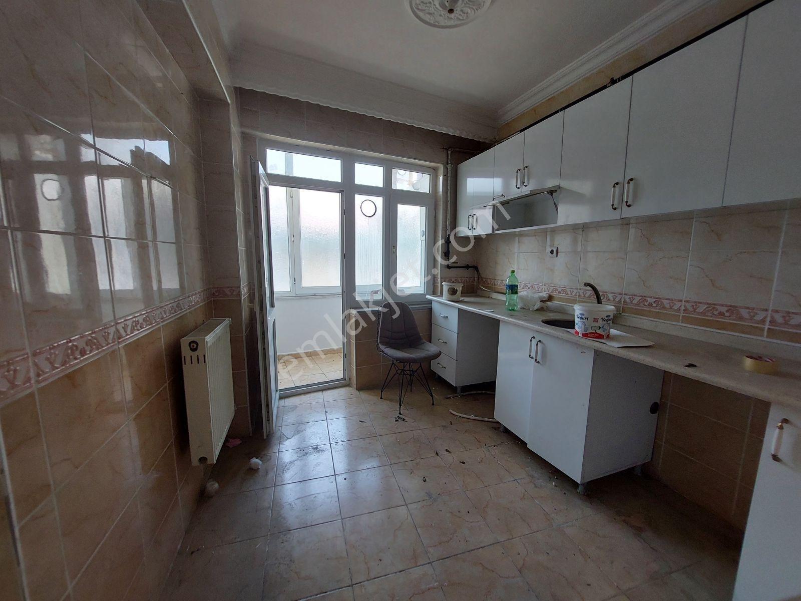 Arzu Emlaktan Zübeydehanım Mah. Kiralık 2+1 Daire - Görsel 20
