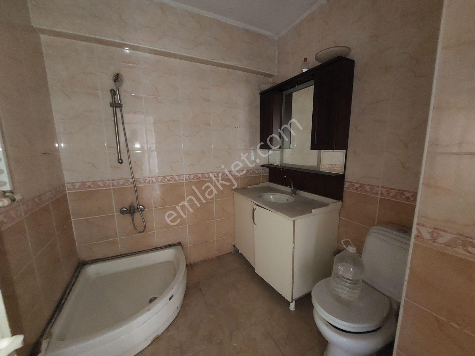 Arzu Emlaktan Zübeydehanım Mah. Kiralık 2+1 Daire - Görsel 13