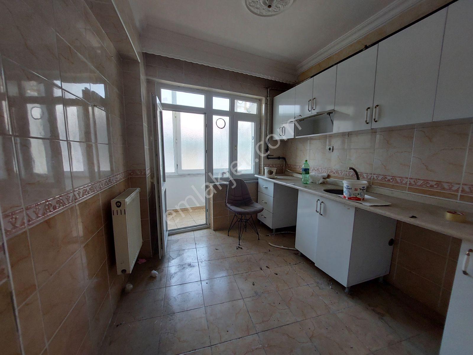 Arzu Emlaktan Zübeydehanım Mah. Kiralık 2+1 Daire - Görsel 39