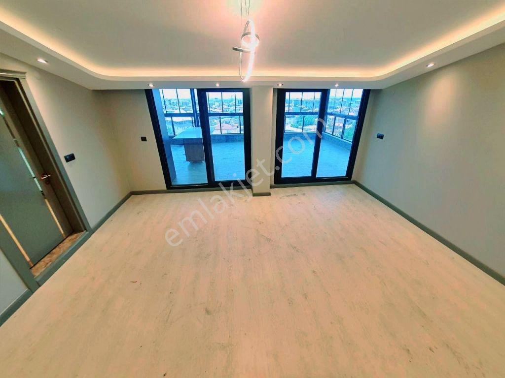 Uytundan Kadıköyde Körfez Manzaralı Devasa Müstakil 6+1villa - Görsel 29