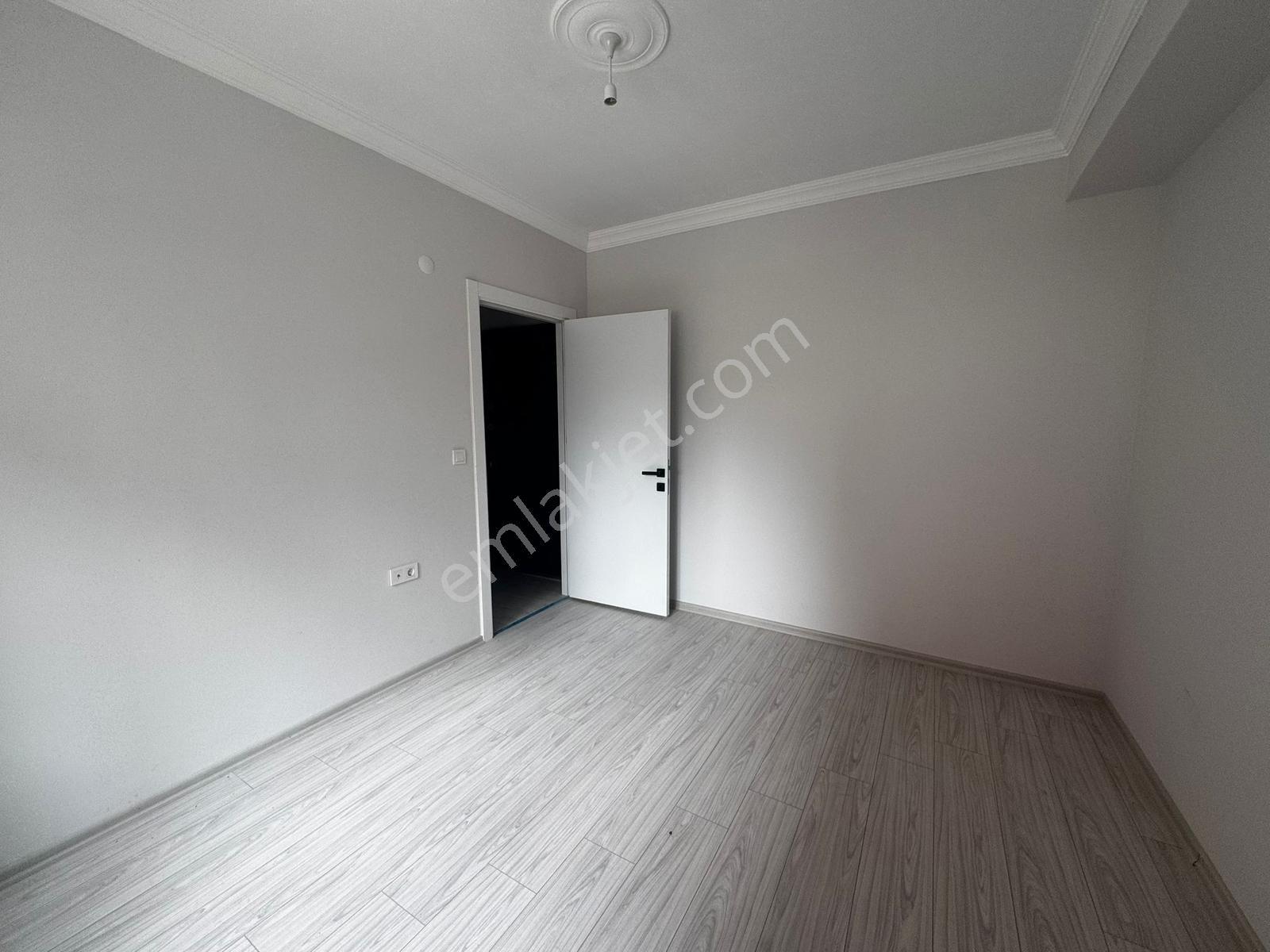Çanakkale Merkez Stadyum Mevki Kiralık 1+1 Daire - Görsel 8