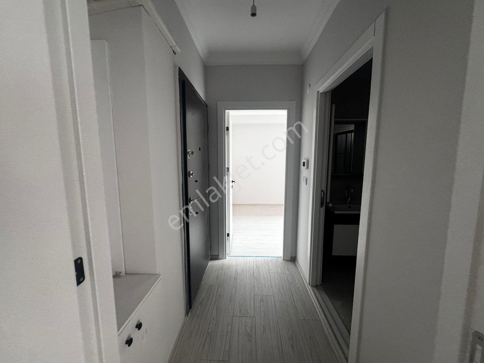 Çanakkale Merkez Stadyum Mevki Kiralık 1+1 Daire - Görsel 5