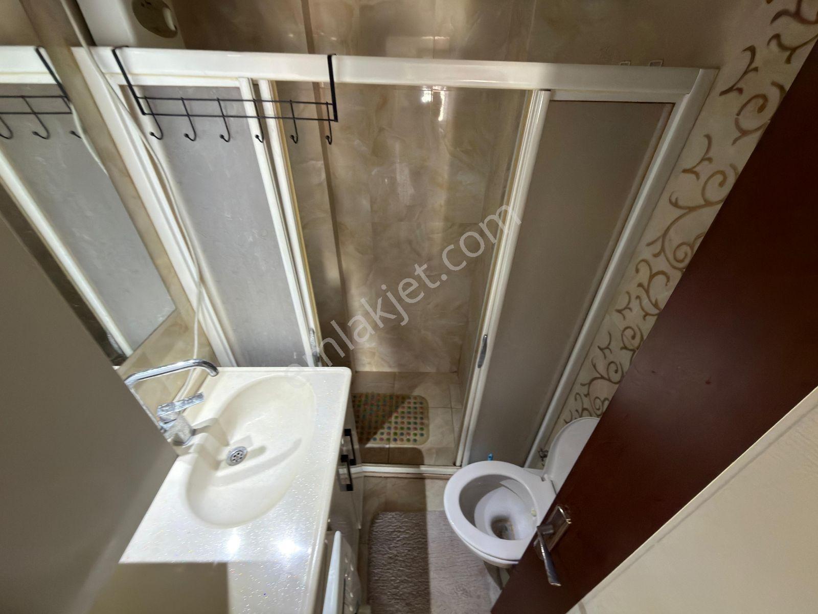 Kuşadası Merkezde Deniz Manzaralı Eşyalı Daire - Görsel 6