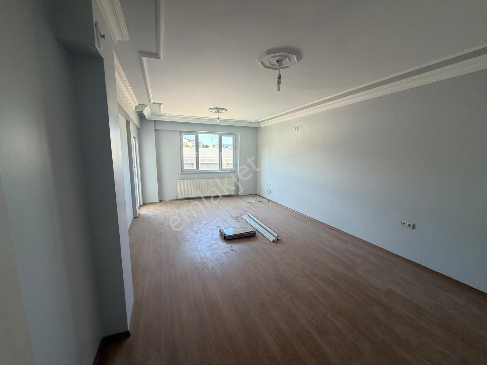 Kalyon Kapı Da Site İçerisinde 3+1 Ara Kat Kiralık Daire - Görsel 13