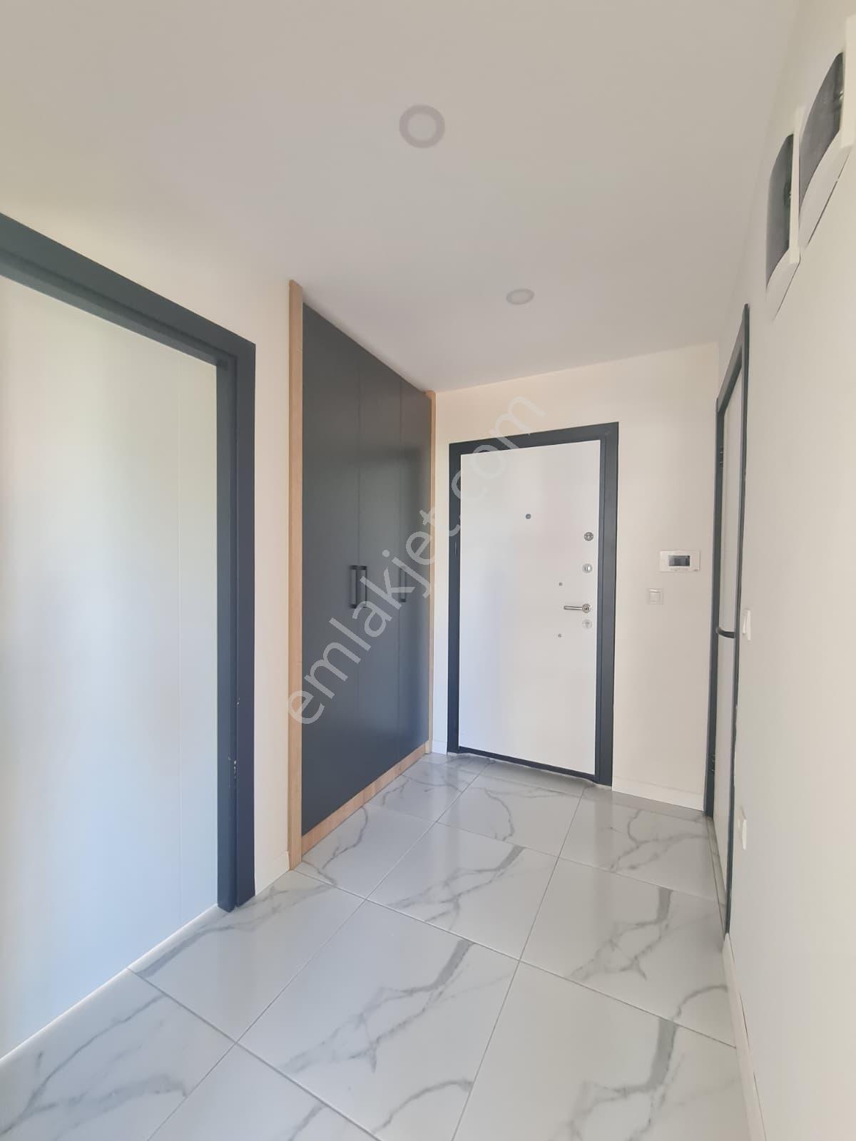 Aydoğmuş Mah.sıfır 1.kat 1+1 70 M2 Asansörlü Satılık Daire - Görsel 12