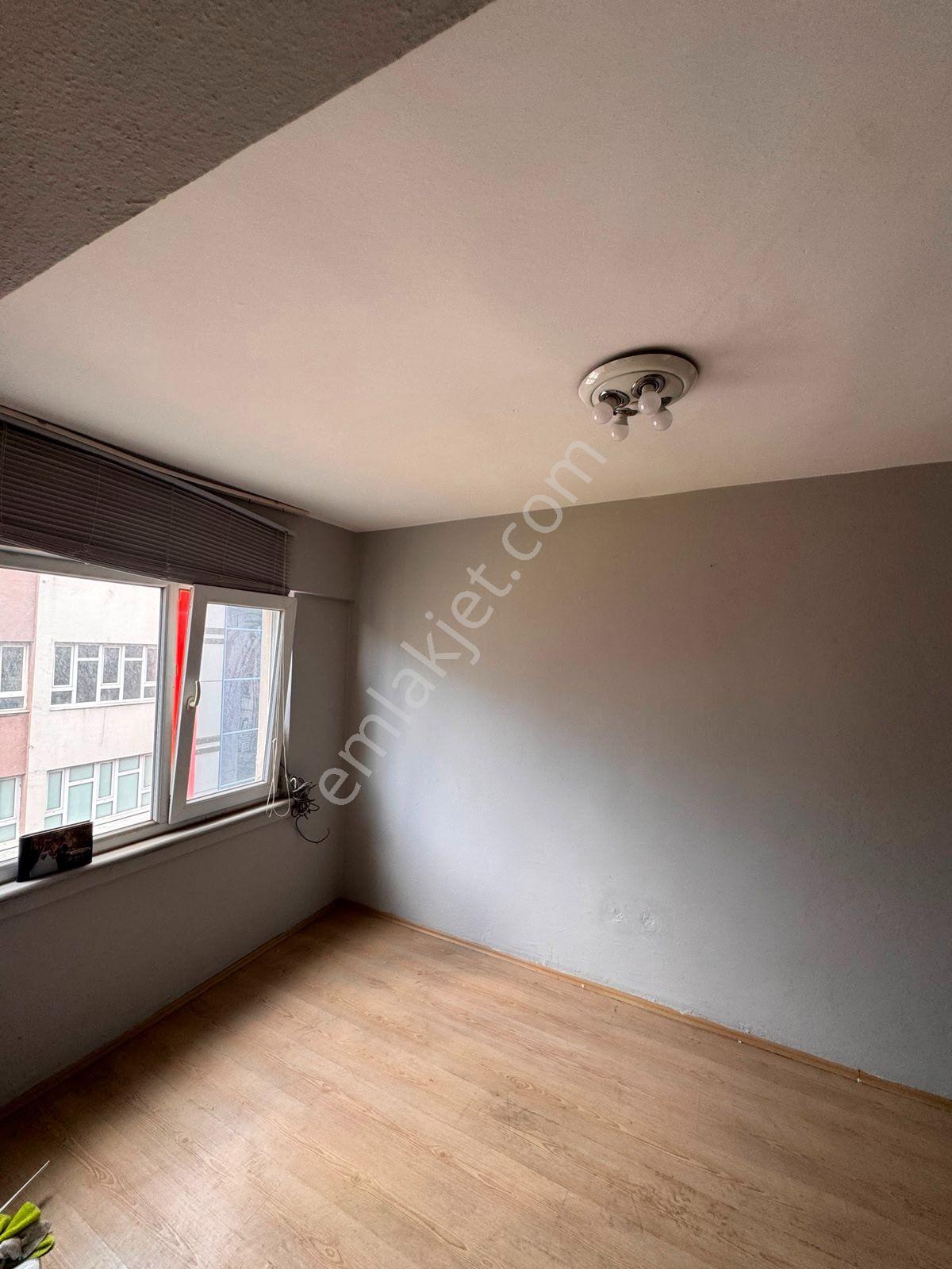 Şehrin Kalbinde, Asansörlü Binada Kiralık 1+1 Fırsat Ofis! - Görsel 5