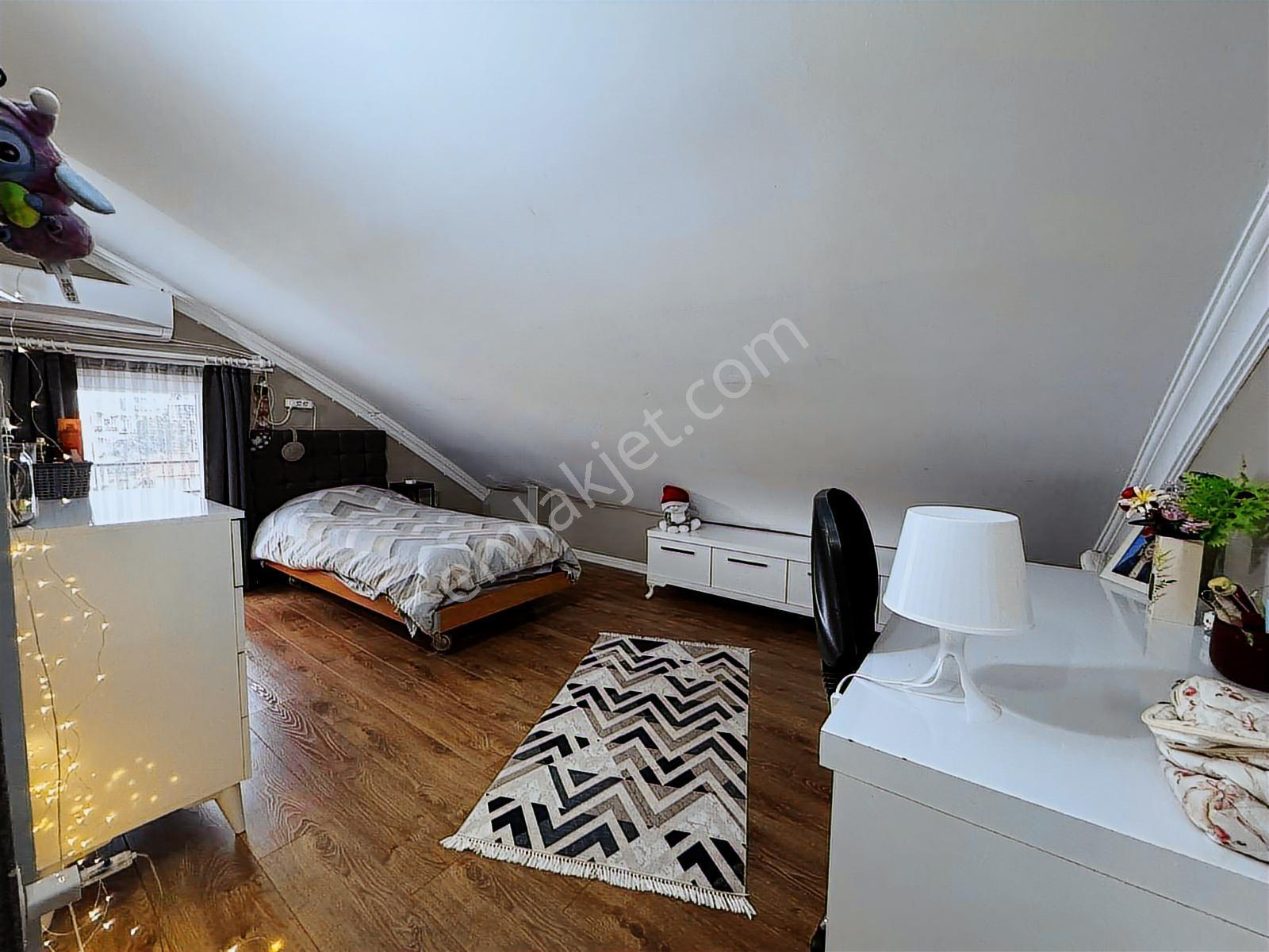 Villa Tadında Kış Balkonlu Özel Yapım Dublex Daire - Görsel 15