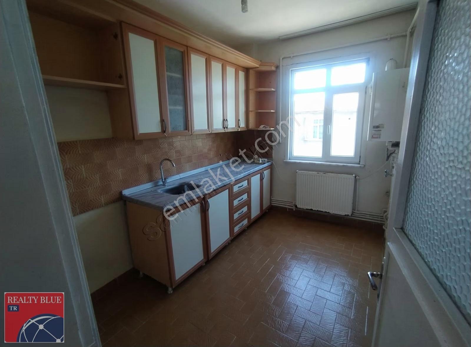 Abdurrahman Gazi Mahallesinde 2+1 Kiralık Daire - Görsel 5