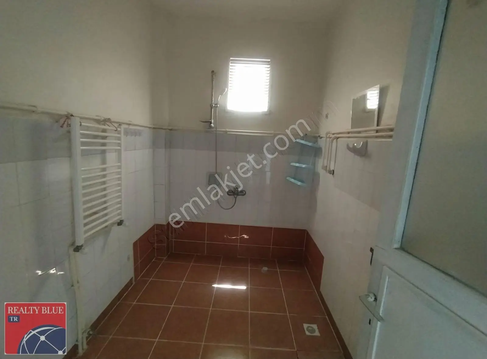 Abdurrahman Gazi Mahallesinde 2+1 Kiralık Daire - Görsel 4