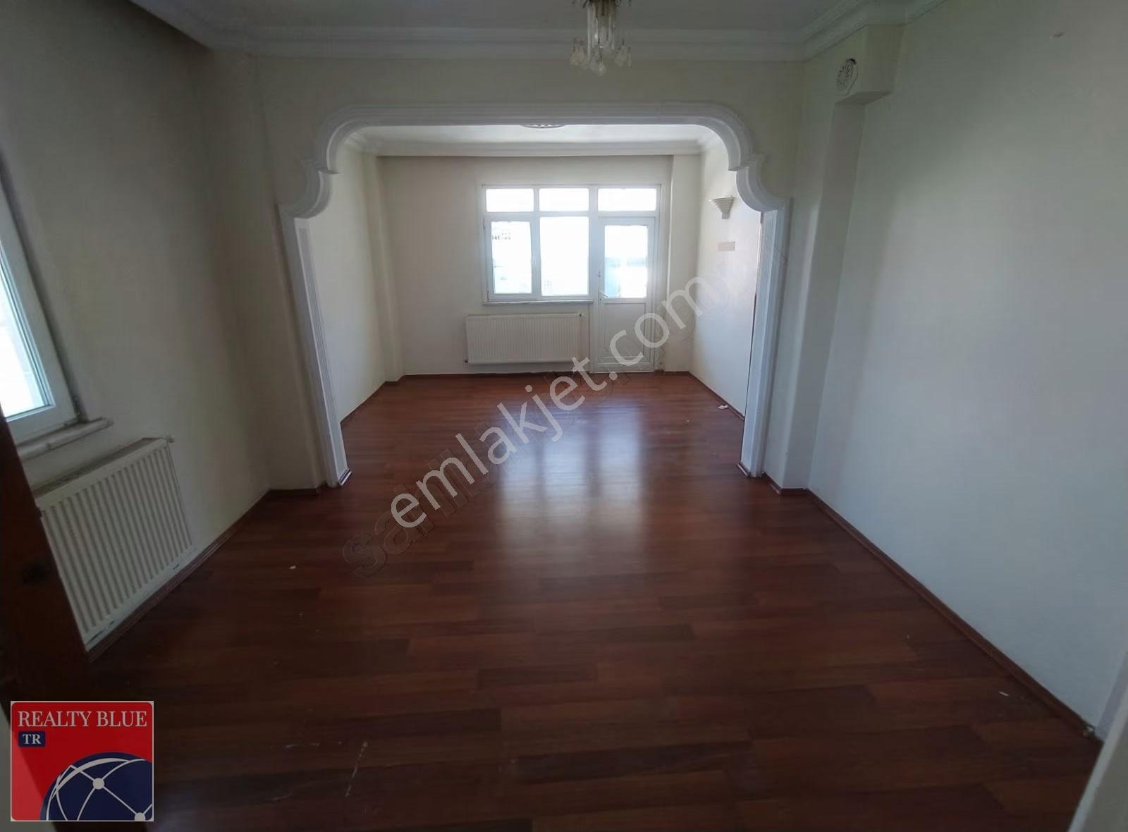 Abdurrahman Gazi Mahallesinde 2+1 Kiralık Daire