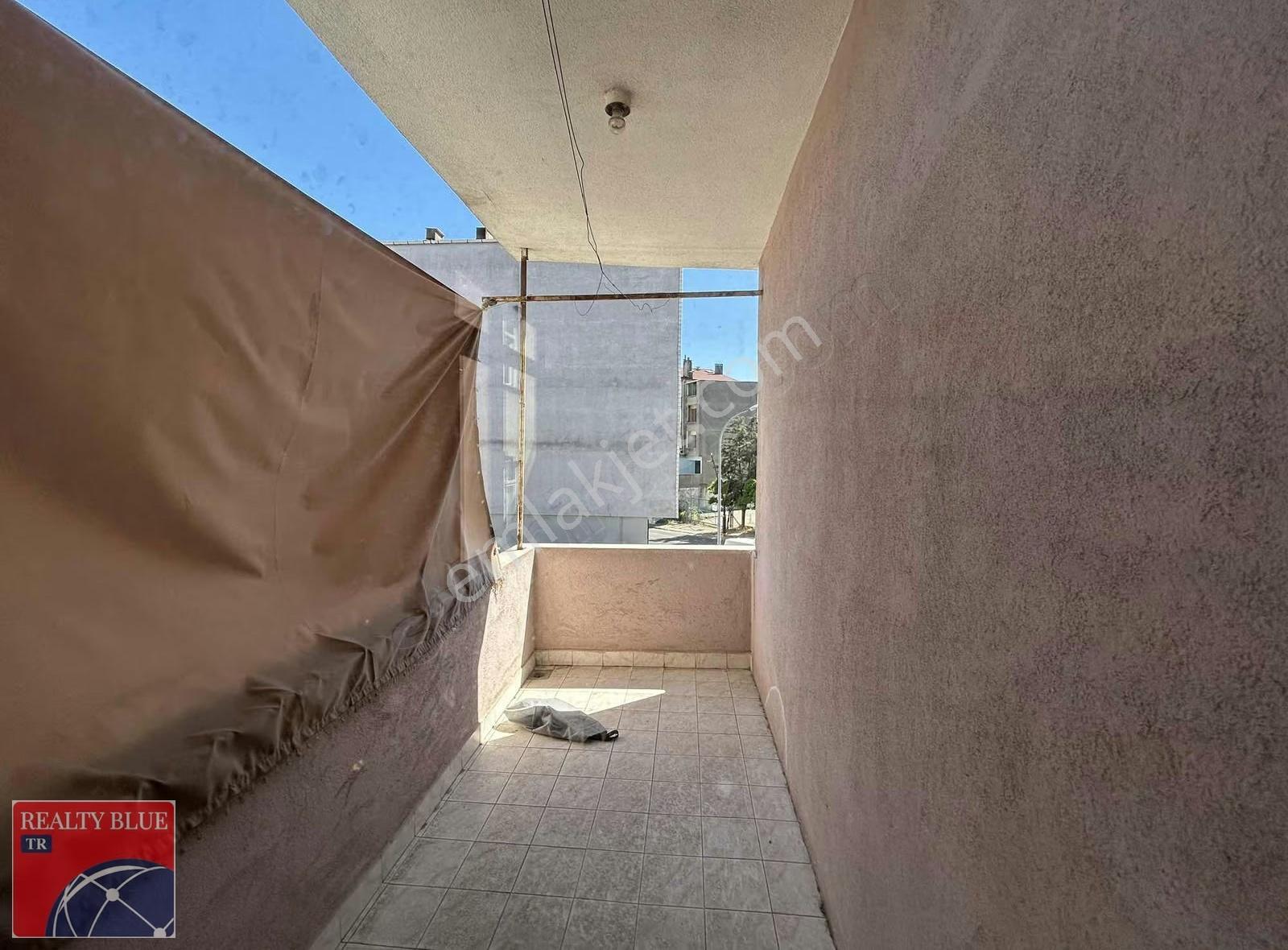 Pendik Kavakpınar Mh. Çift Balkonlu Az Katlı Kiralık 5+2 Daire - Görsel 8