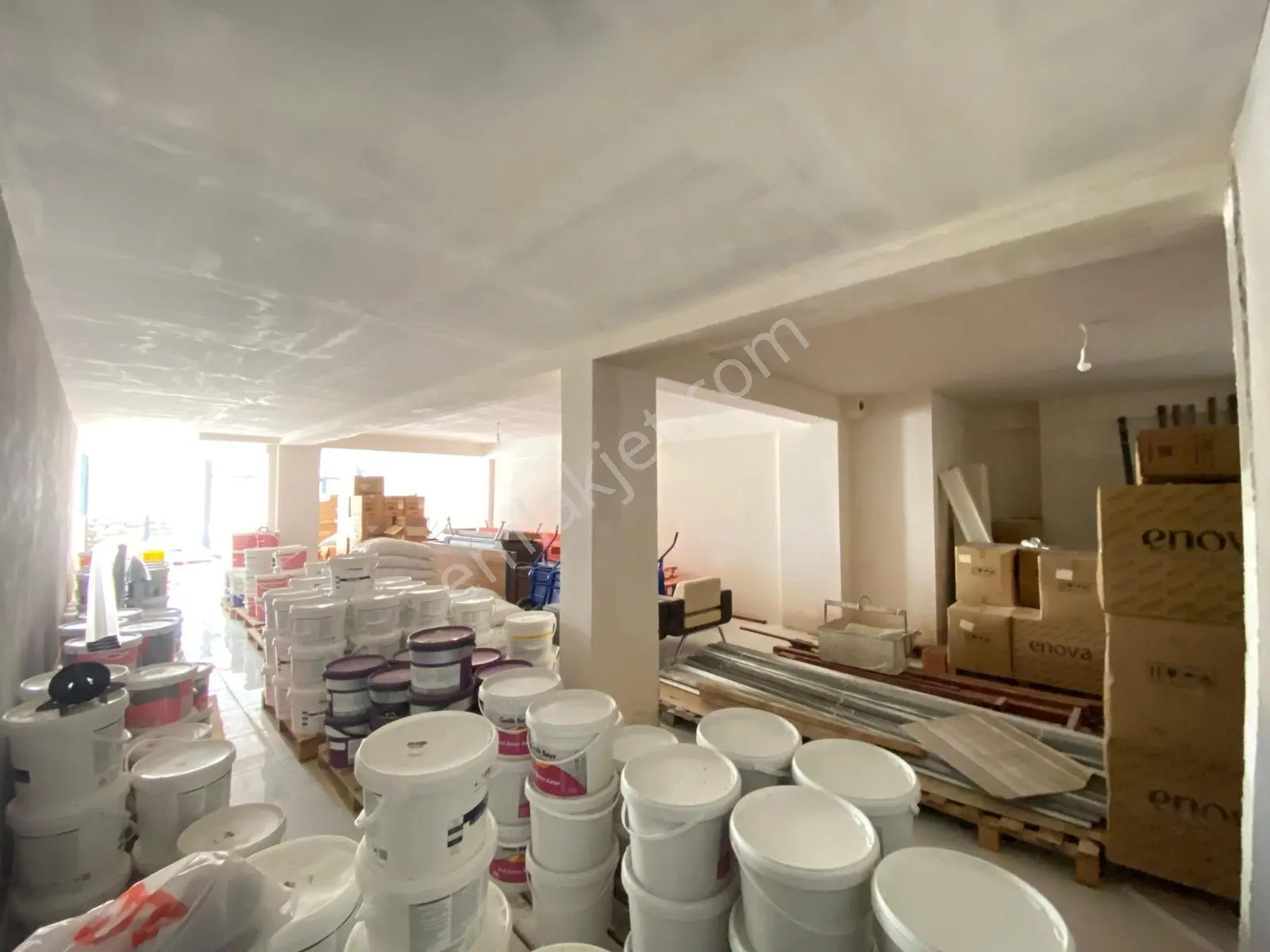 Cadde Üstün'de Sıfır Genişletmesi Yapılı 180 M2 Satılık Dükkan - Görsel 2