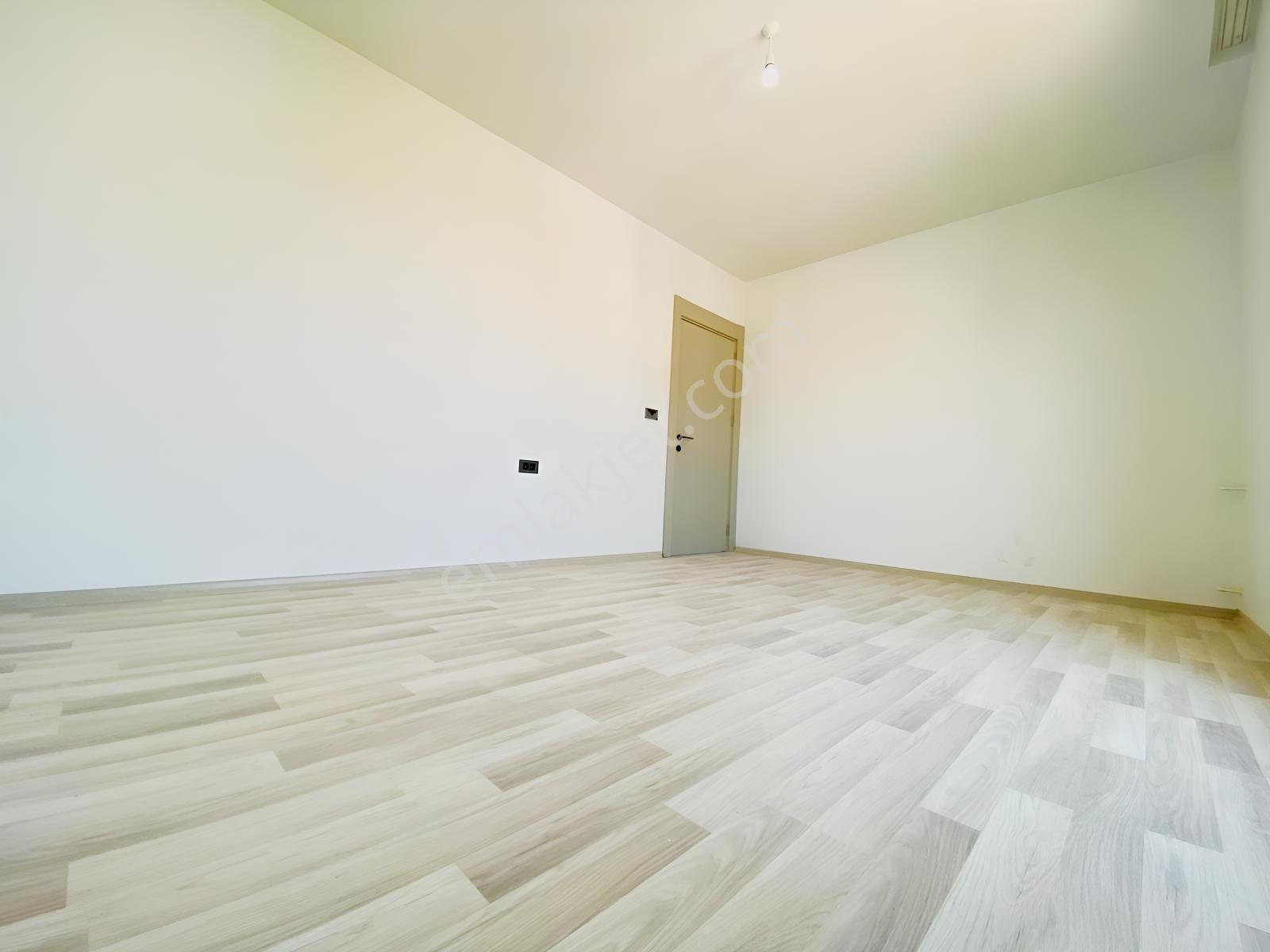 Aydoğmuş Mahallesi'nde Havuzlu 3.kat 2+1 110 M² Lüks Daire - Görsel 29