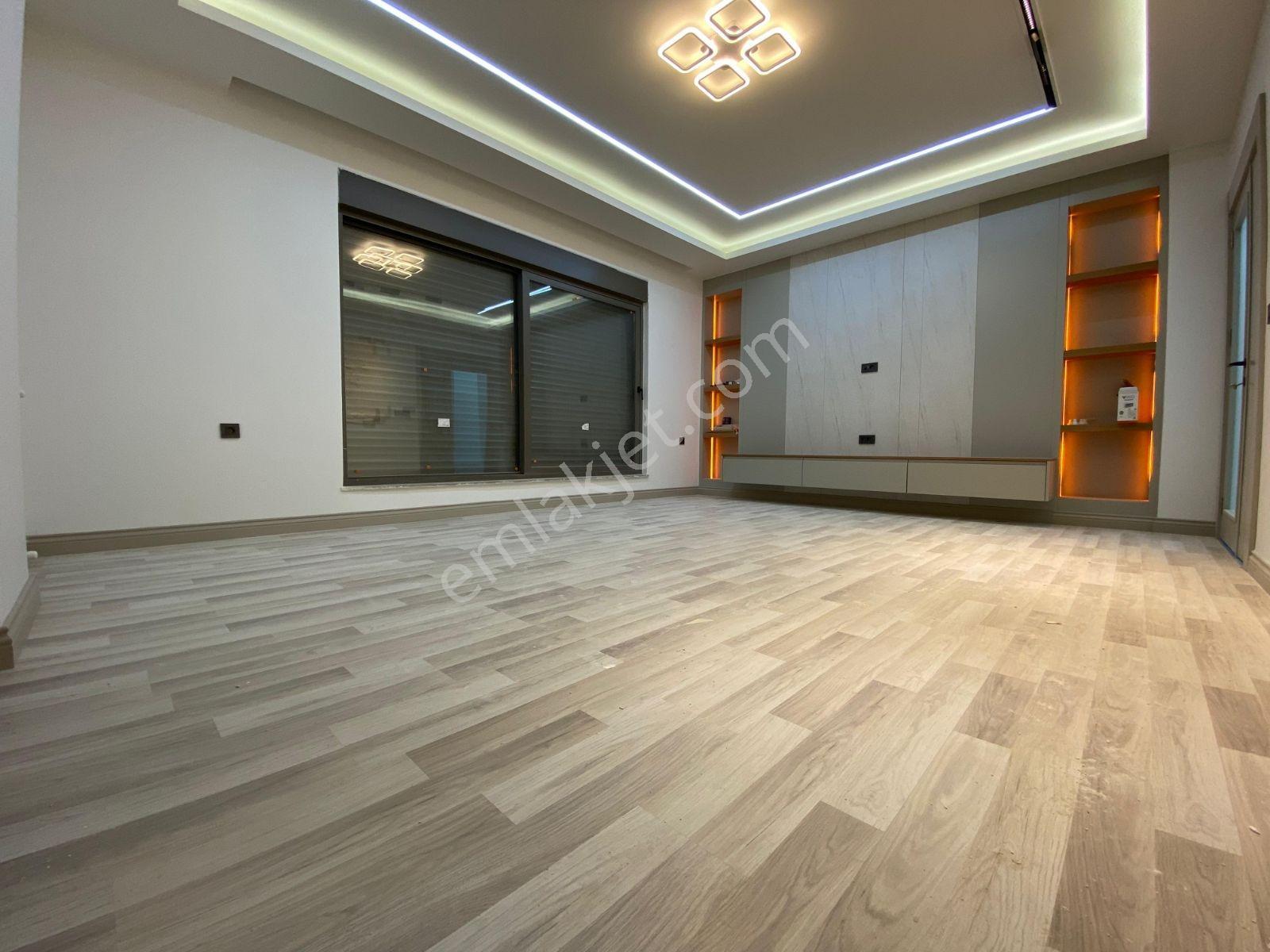 Aydoğmuş Mahallesi'nde Havuzlu 3.kat 2+1 110 M² Lüks Daire - Görsel 18