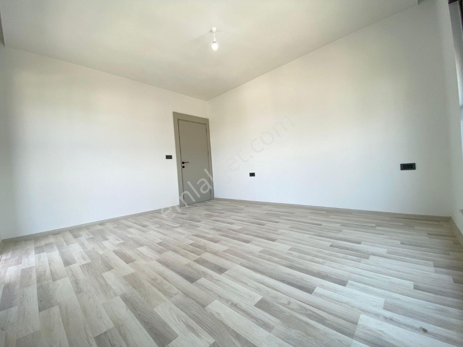 Aydoğmuş Mahallesi'nde Havuzlu 3.kat 2+1 110 M² Lüks Daire - Görsel 14