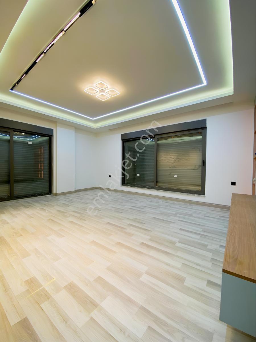Aydoğmuş Mahallesi'nde Havuzlu 3.kat 2+1 110 M² Lüks Daire - Görsel 9