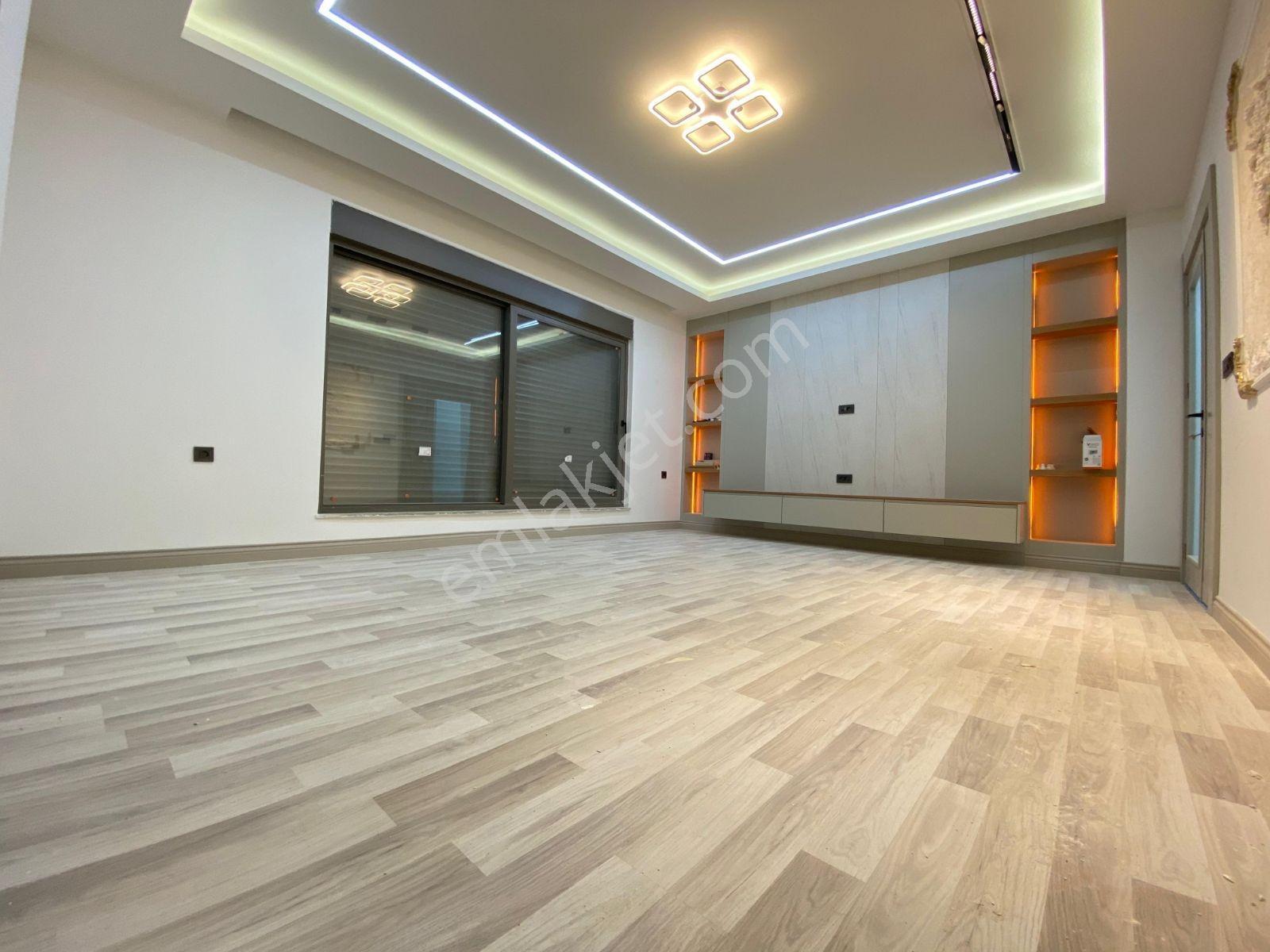 Aydoğmuş Mahallesi'nde Havuzlu 3.kat 2+1 110 M² Lüks Daire - Görsel 8