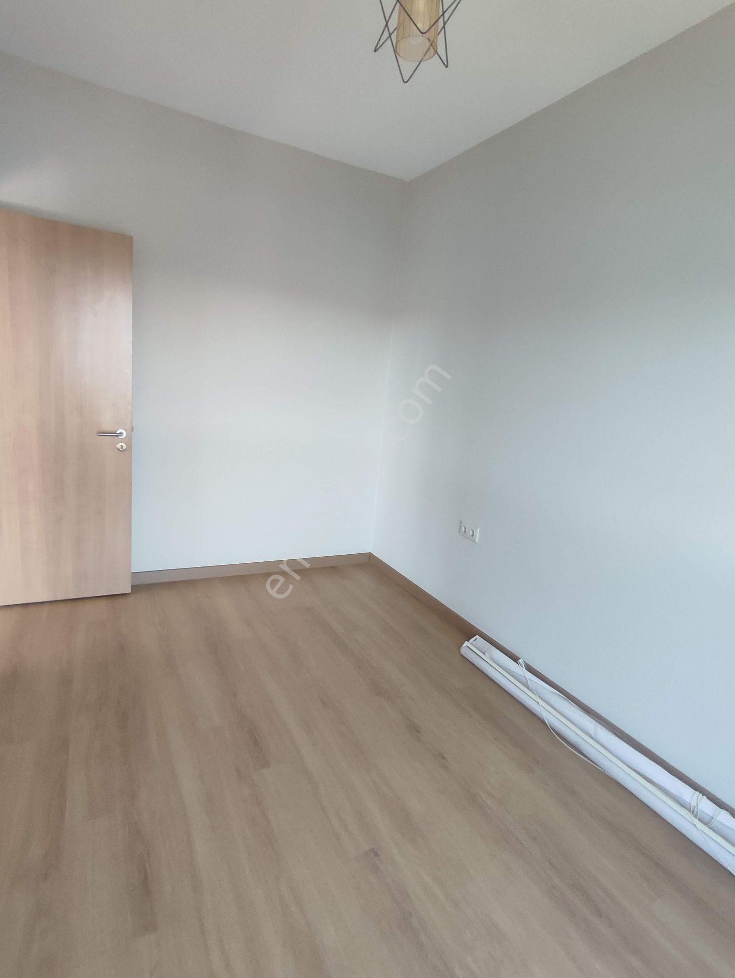 Nef Sancaktepe'de Muhteşem Manzaralı, Kiralık 1+1 Daire - Görsel 28