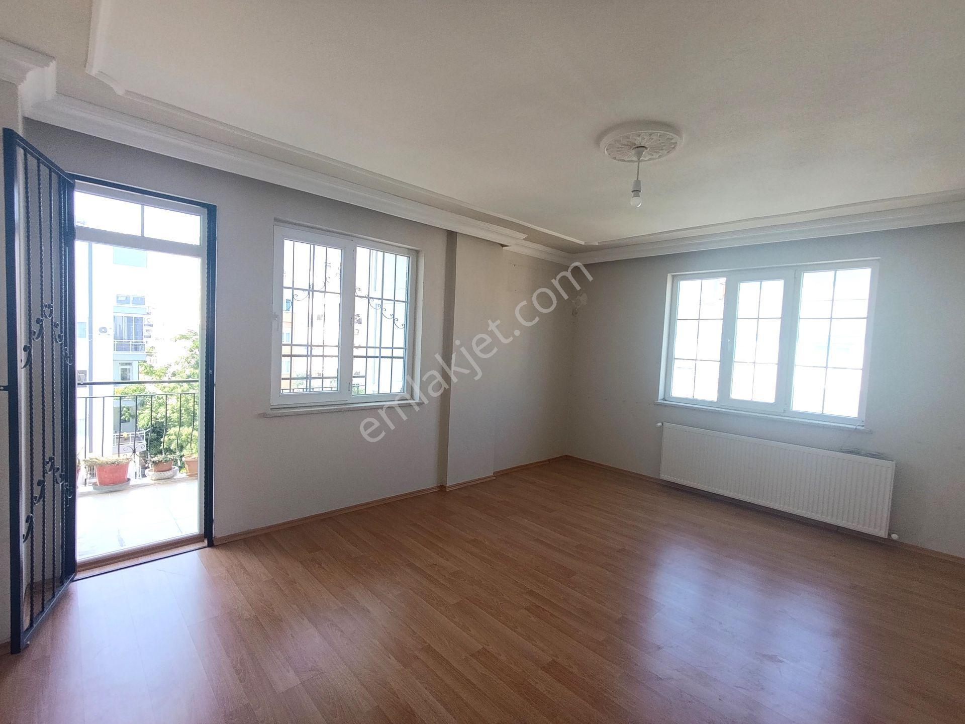 Kızıltoprakta Doğalgazlı, Klimalı, Masrafsız Katta Geniş 3+1 Kiralık Daire - Görsel 8