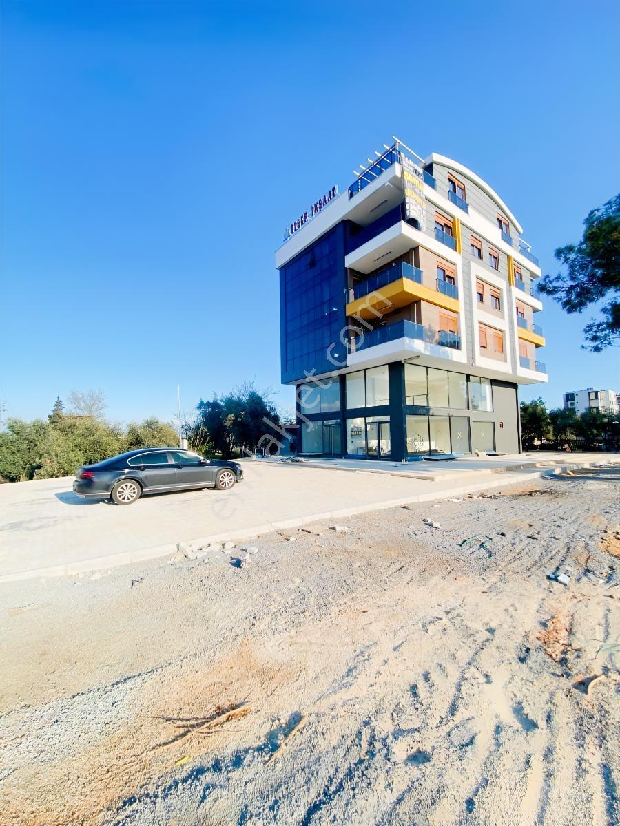 Cadde Üzerinde Sağlık Ocağı Karşısı Sıfır 3 Katlı 200 M² Dükkan - Görsel 20