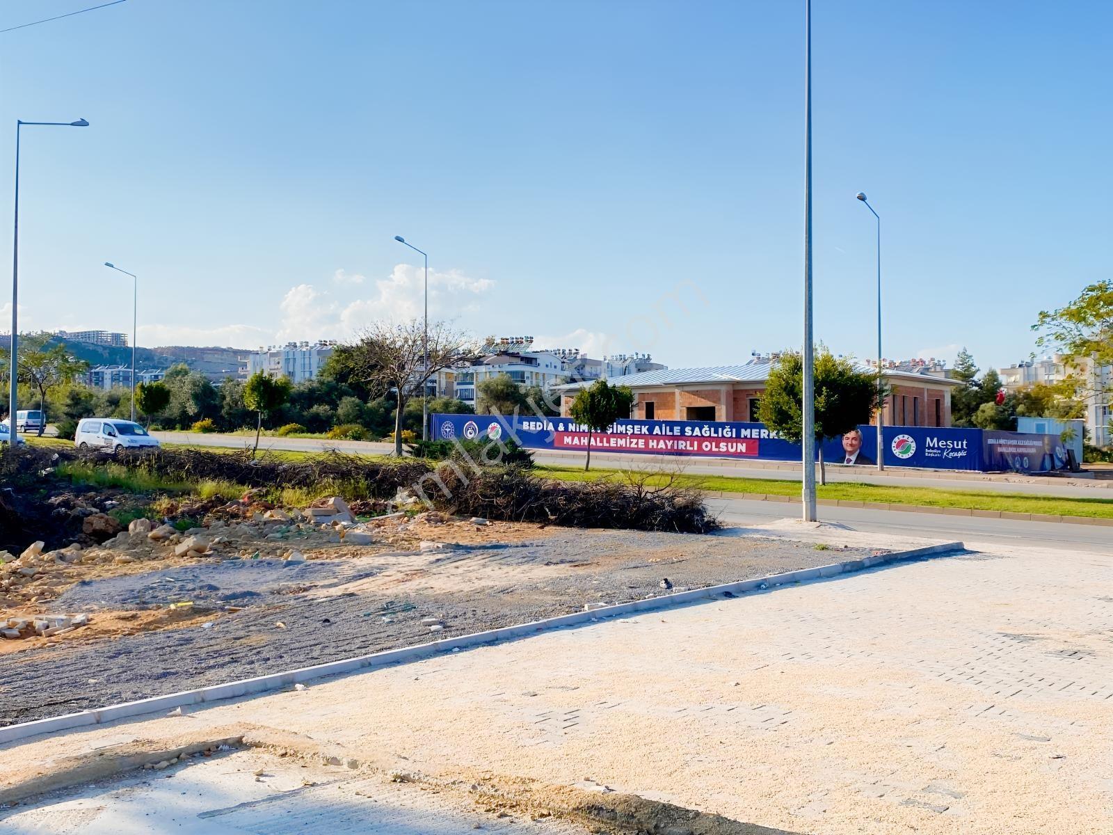 Cadde Üzerinde Sağlık Ocağı Karşısı Sıfır 3 Katlı 200 M² Dükkan - Görsel 11