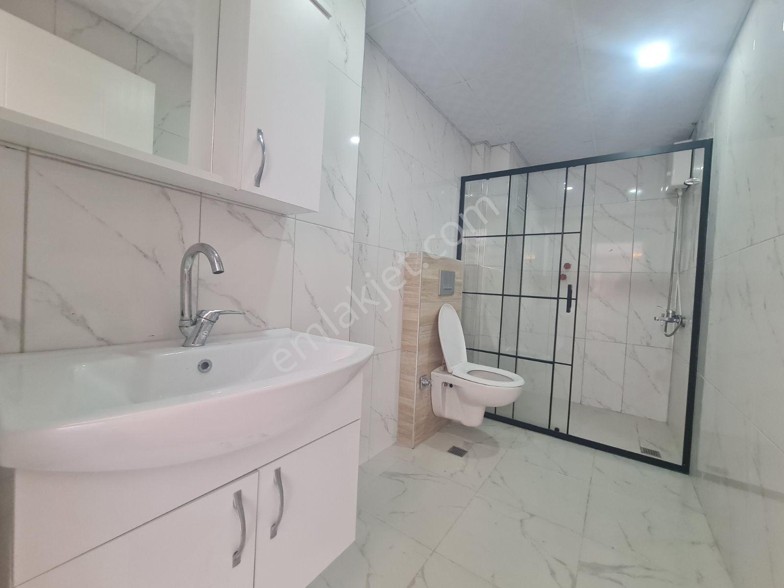 Tramvaya Yakın 1.kat 1+1 65 M² Asansörlü Daire - Görsel 9