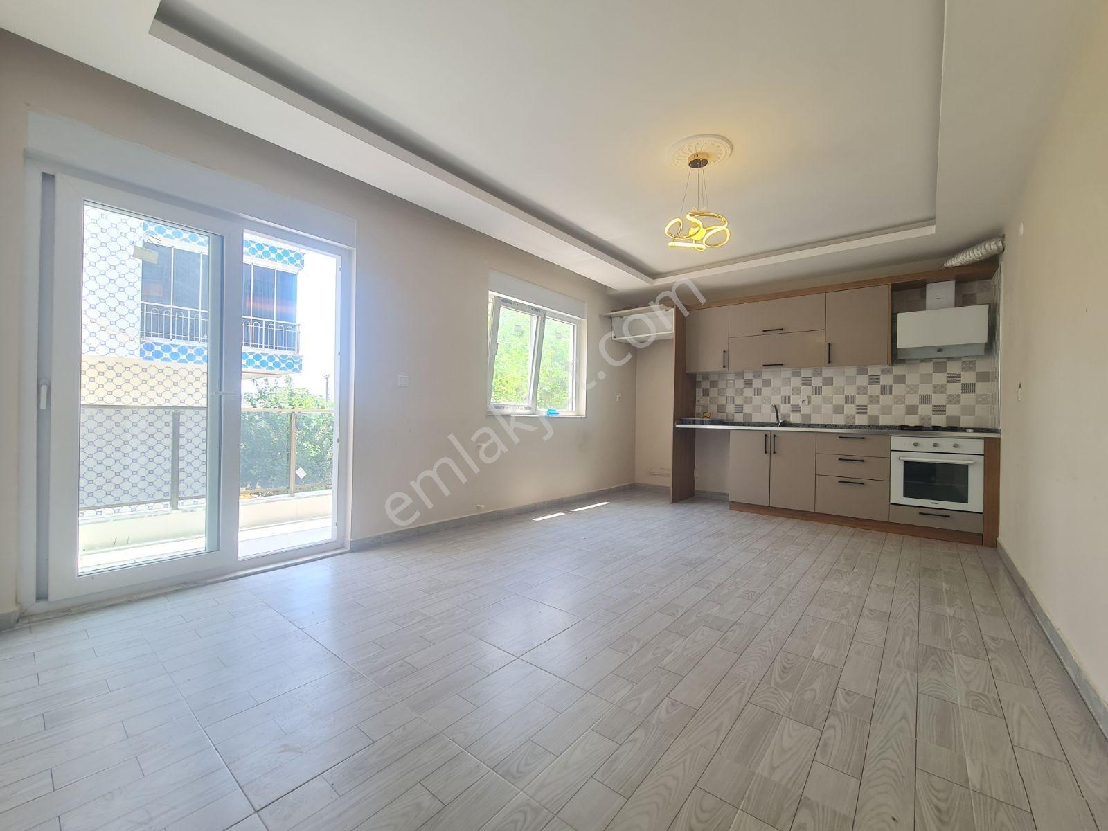 Tramvaya Yakın 1.kat 1+1 65 M² Asansörlü Daire - Görsel 8