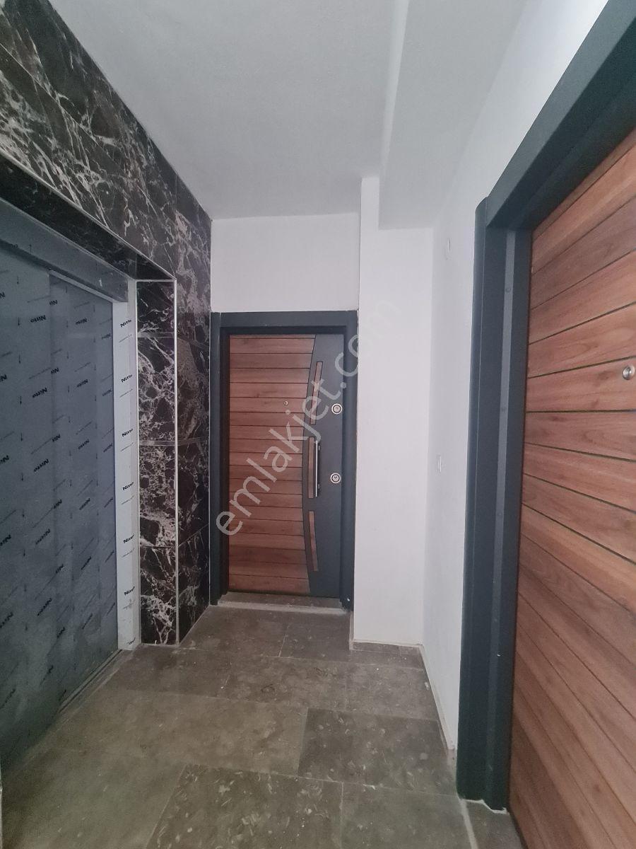 Tramvaya Yakın 1.kat 1+1 65 M² Asansörlü Daire - Görsel 13