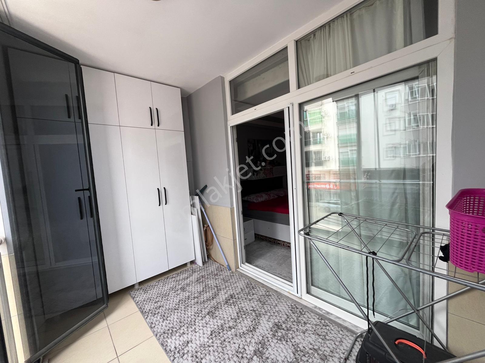 Gödene Cadde Üzeri 175 M2 Geniş Masrafsız Okullar Bölgesinde 3+1 - Görsel 29