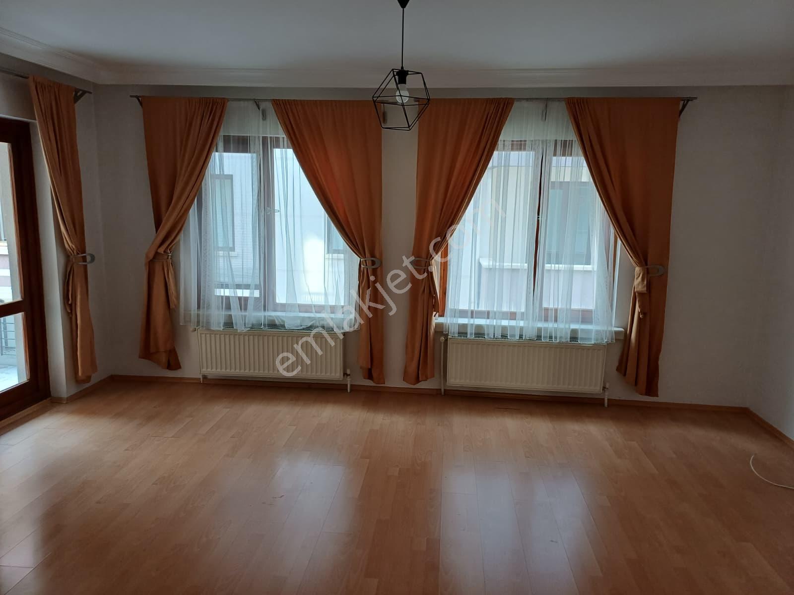 Dikmen Sokullu Caddesine Yakın Fehmi Tacer Sokakta 1.kat 110 M2 Ön Cephe 3+1 Kiralık Daire - Görsel 7