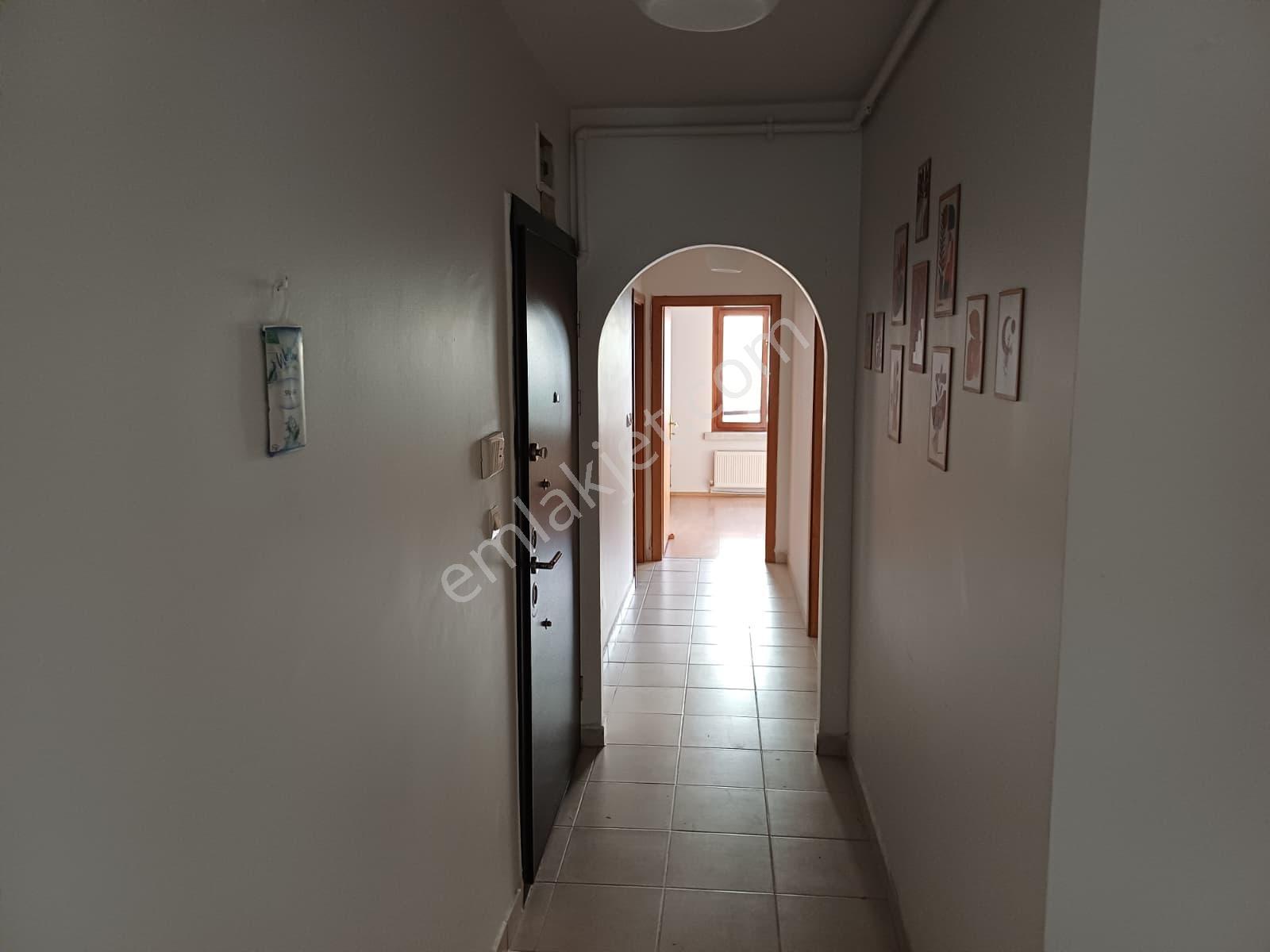 Dikmen Sokullu Caddesine Yakın Fehmi Tacer Sokakta 1.kat 110 M2 Ön Cephe 3+1 Kiralık Daire - Görsel 14