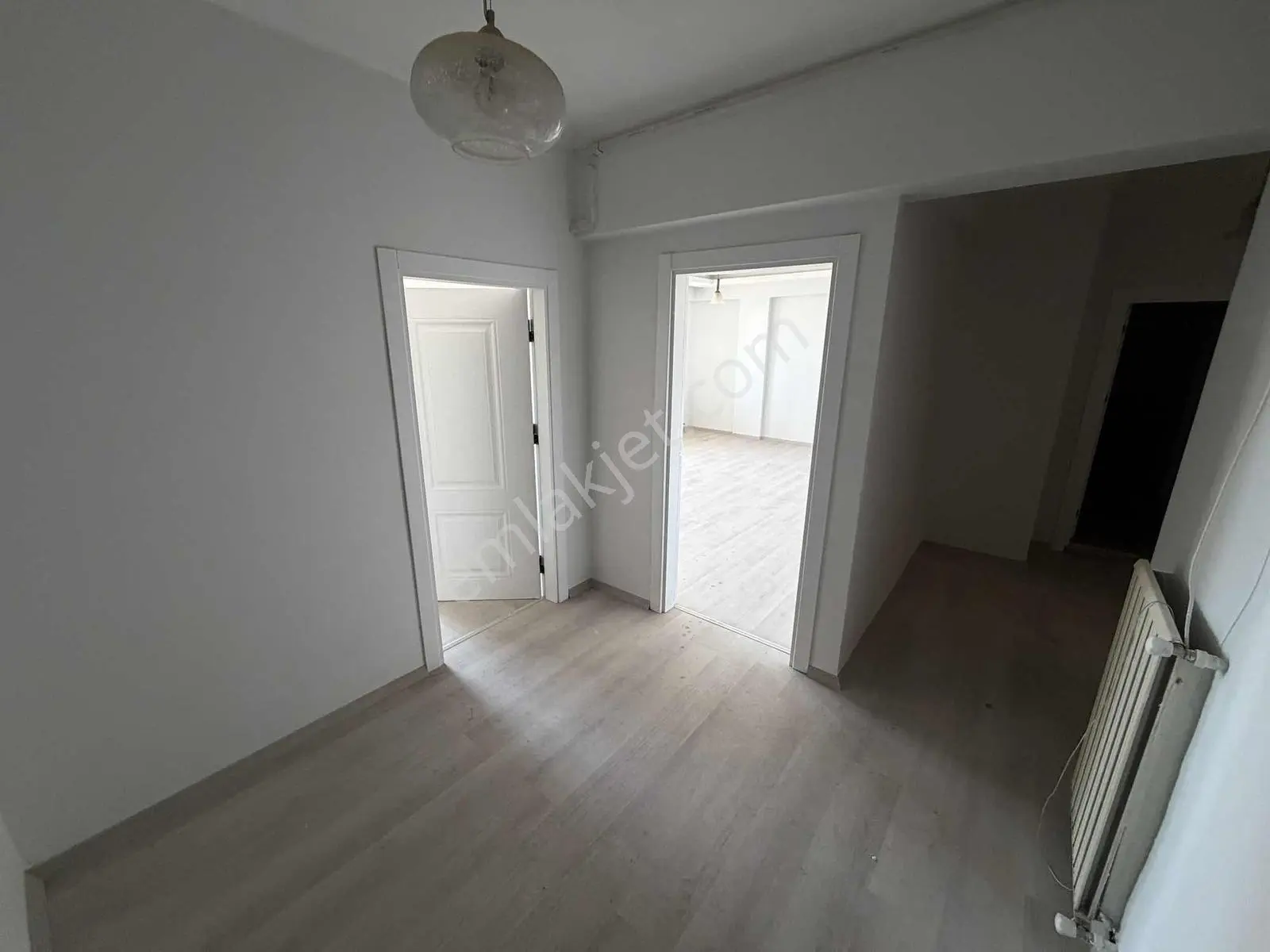Vip Real Estate Merkezi Konumda 2+1 Satılık Daire - Görsel 2