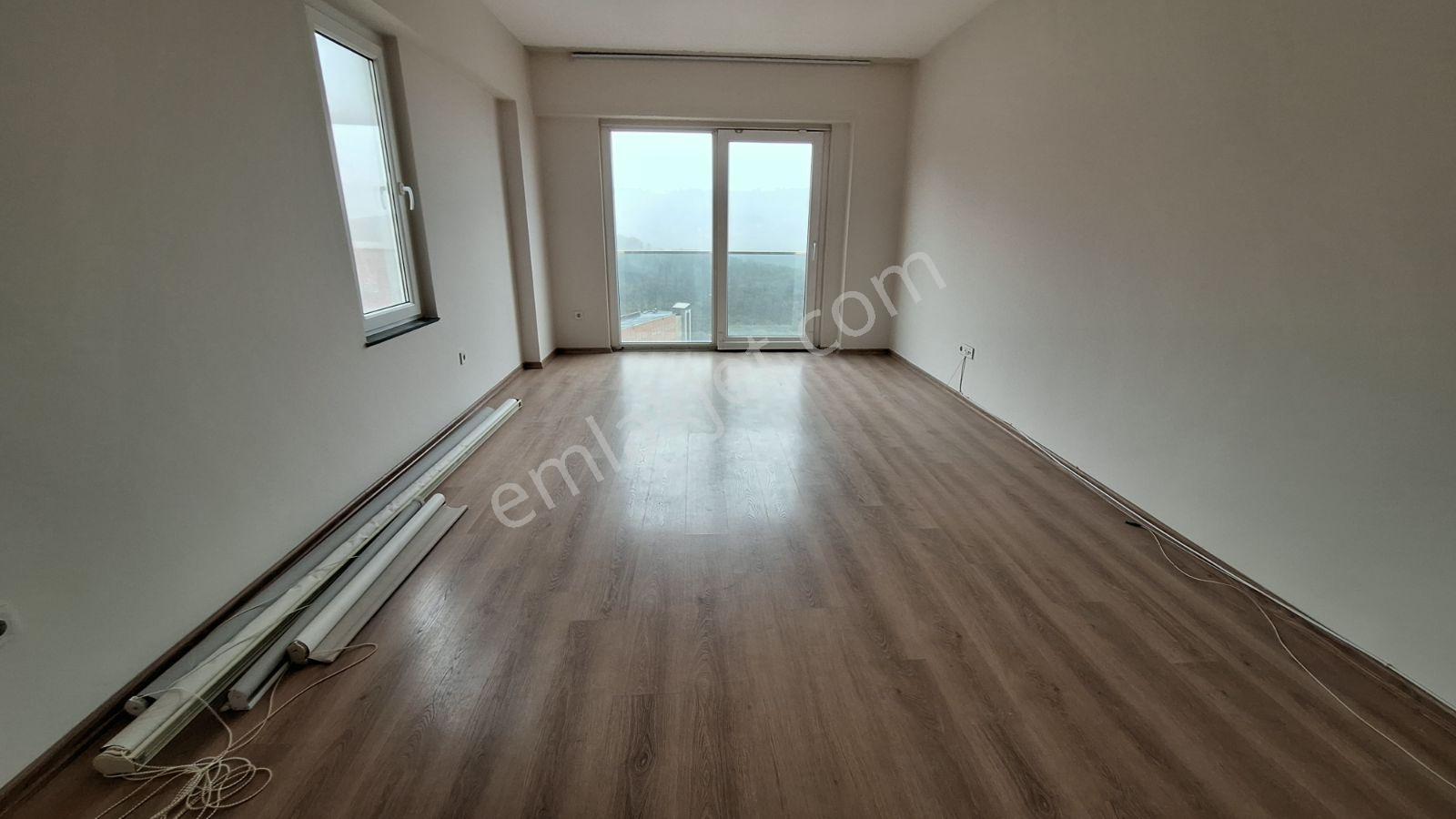 Yeditepe Üniversitesi Yanı | Güvenlikli Sitede Prestijli 2+1 - Görsel 20