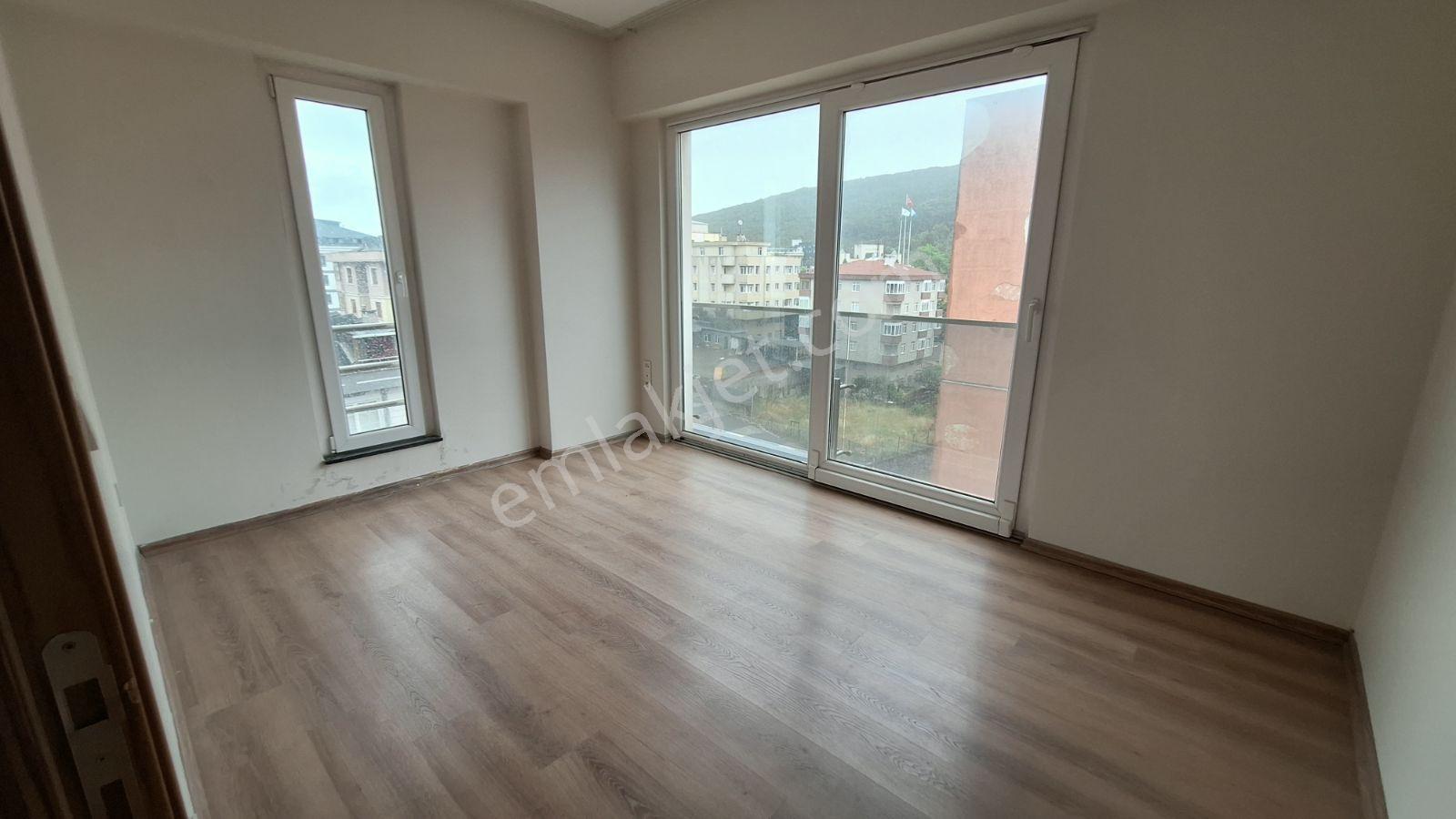 Yeditepe Üniversitesi Yanı | Güvenlikli Sitede Prestijli 2+1 - Görsel 27