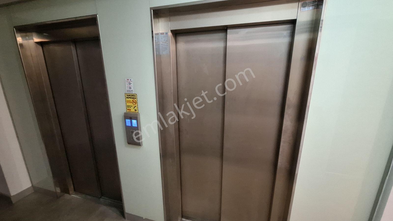 Yeditepe Üniversitesi Yanı | Güvenlikli Sitede Prestijli 2+1 - Görsel 5