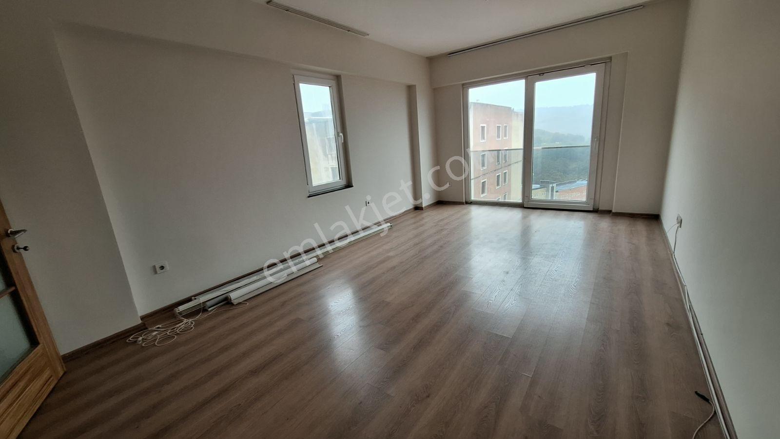 Yeditepe Üniversitesi Yanı | Güvenlikli Sitede Prestijli 2+1 - Görsel 10