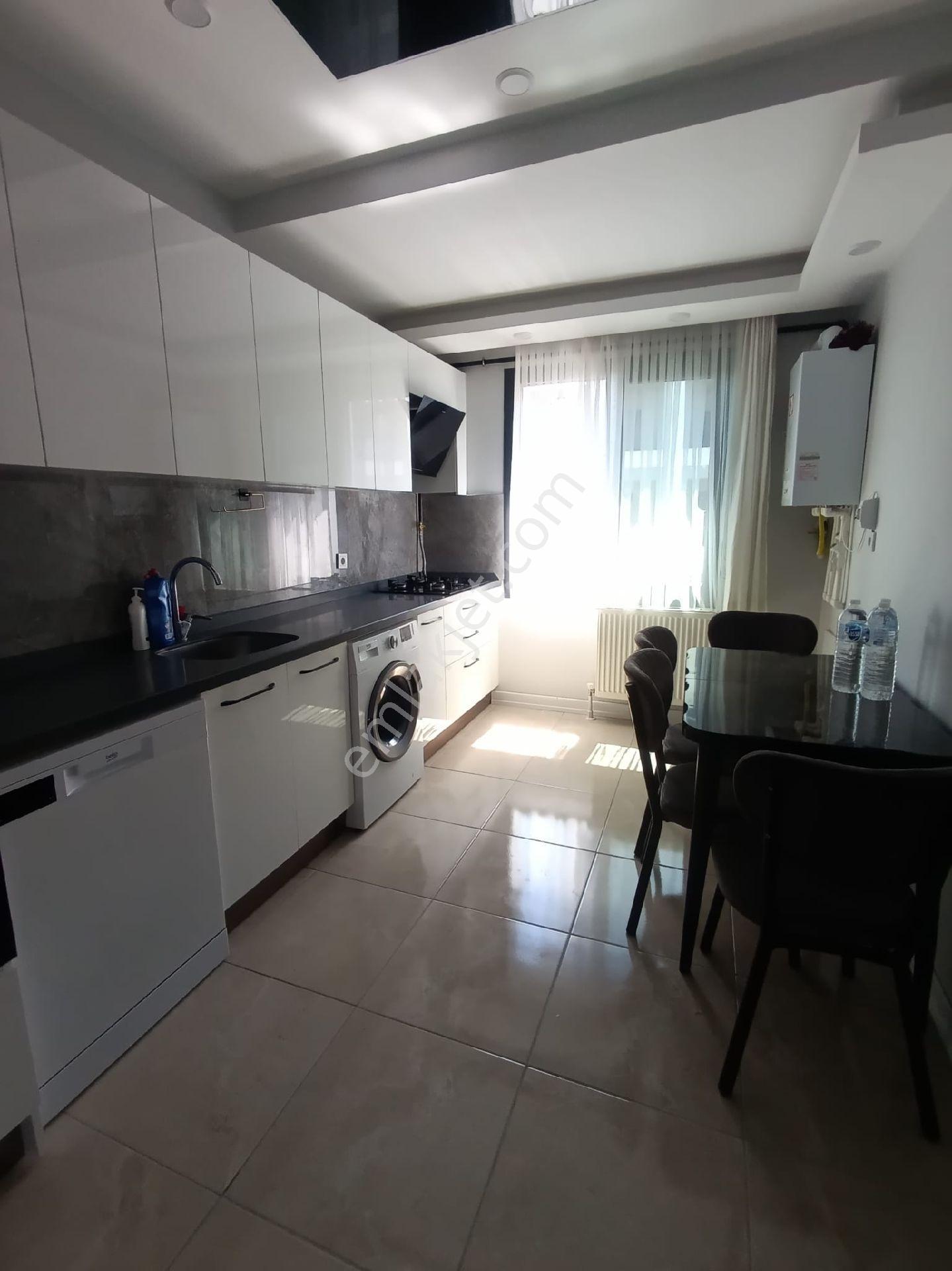 Kavaklı'da Güvenlikli Site İçinde Full Eşyalı - Görsel 17