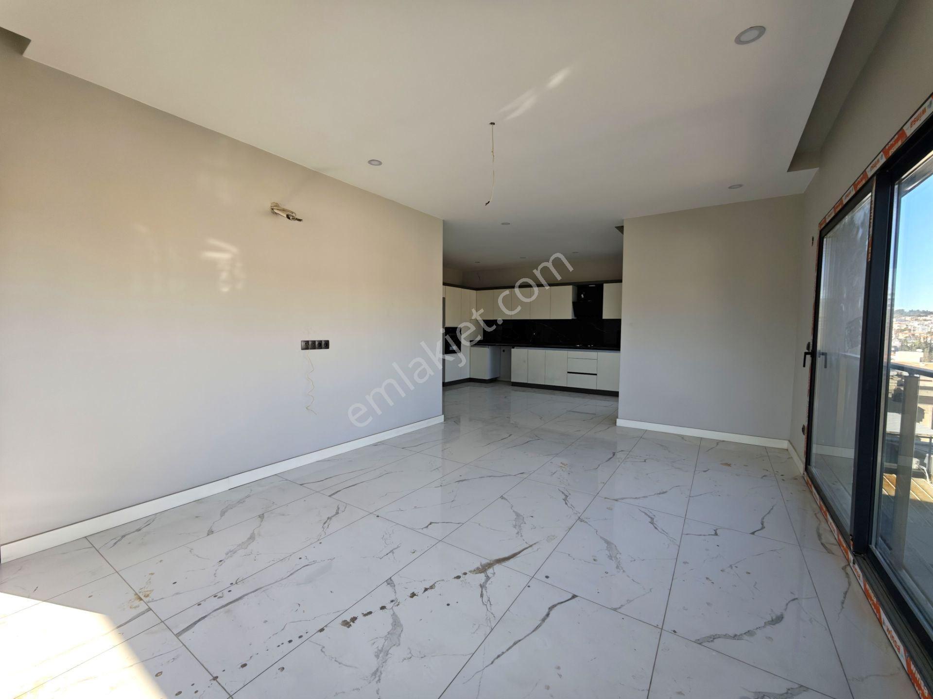 Kuşadası Kirazlı Yolu Satılık Ara Kat Sıfır 3+1 Daire - Görsel 17